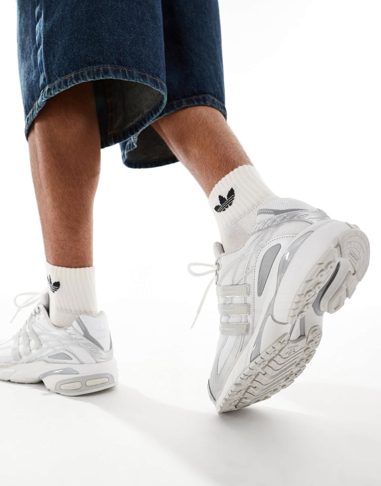 adidas Originals Adistar Cushion trainers in white - ASOS Sample Sale EU Store
