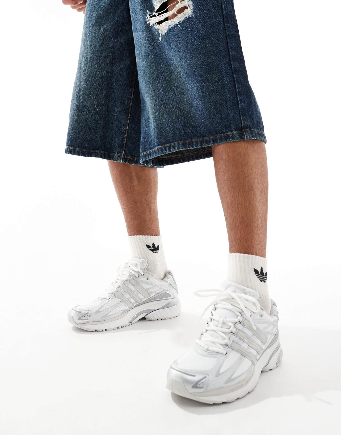 adidas Originals Adistar Cushion trainers in white - ASOS Sample Sale EU Store
