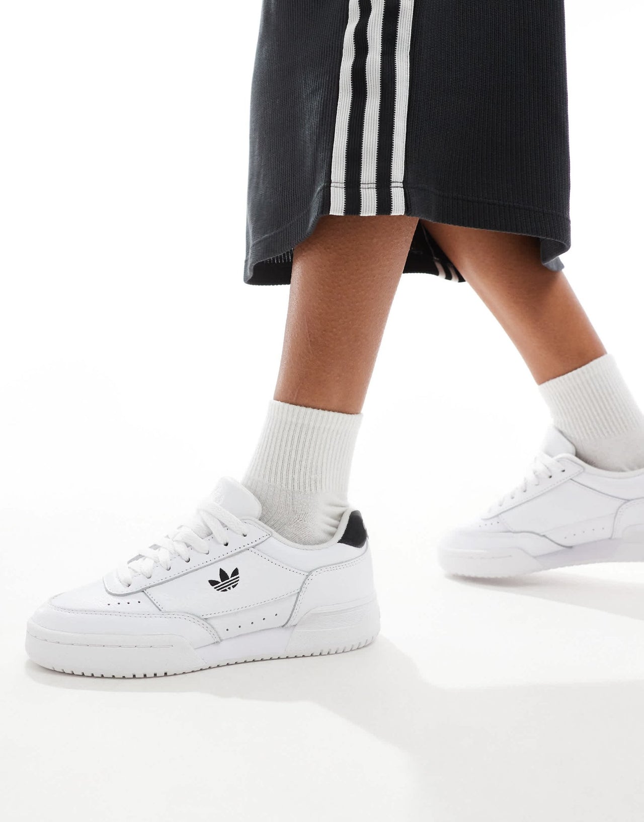 adidas Originals Court Super in white and black - ASOS Sample Sale EU Store