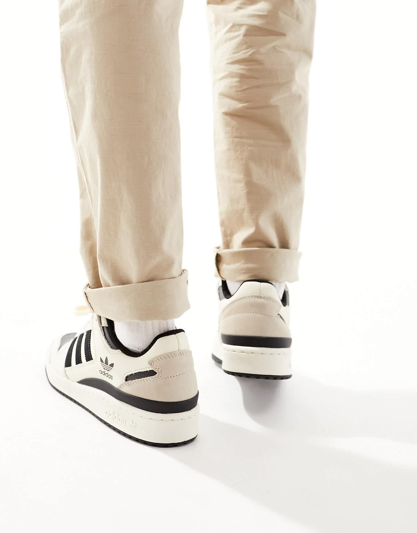 adidas Originals Forum Low trainers in off white and black - ASOS Sample Sale EU Store