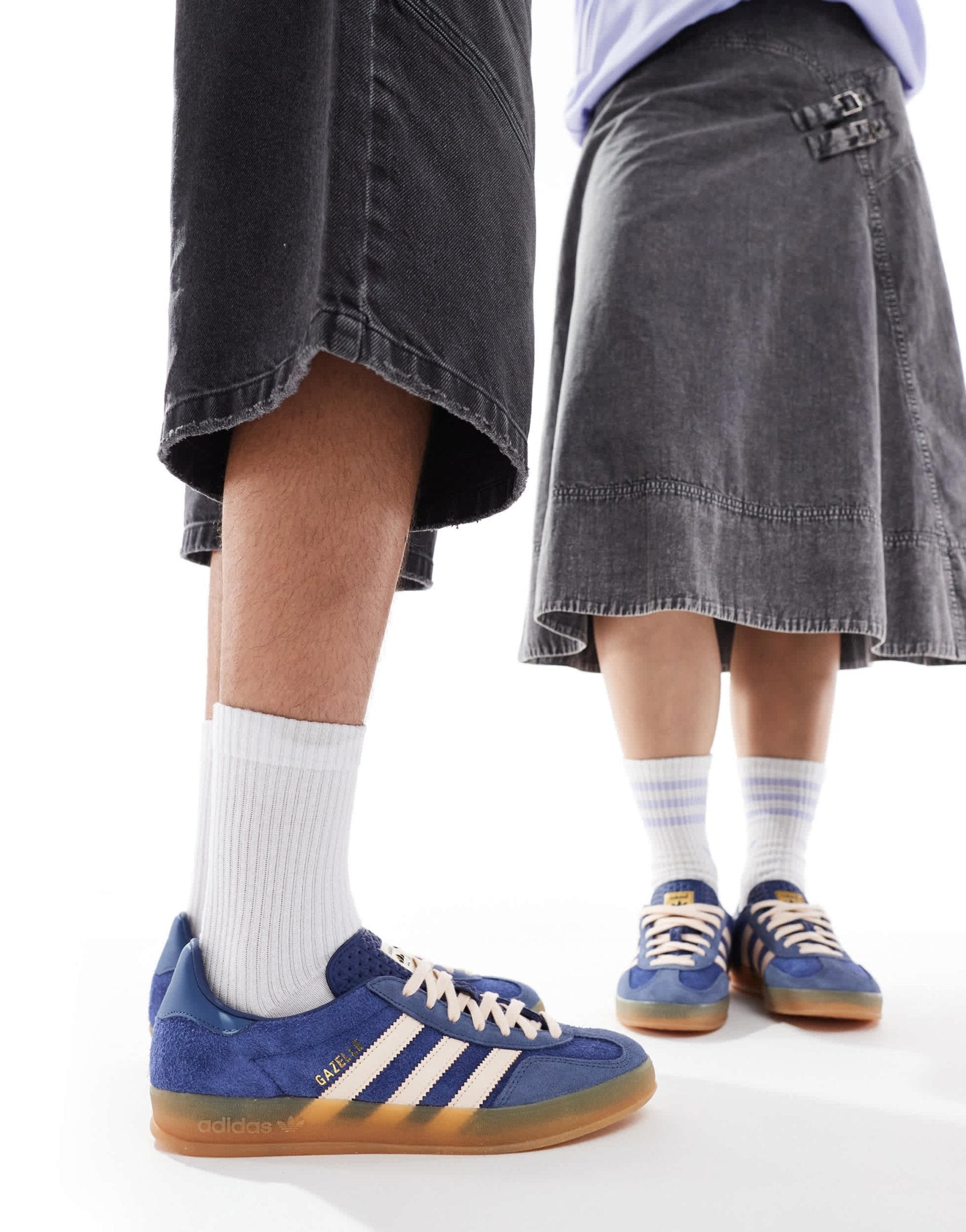 adidas Originals Gazelle Indoor trainers in navy and pink with gum sole - ASOS Sample Sale EU Store