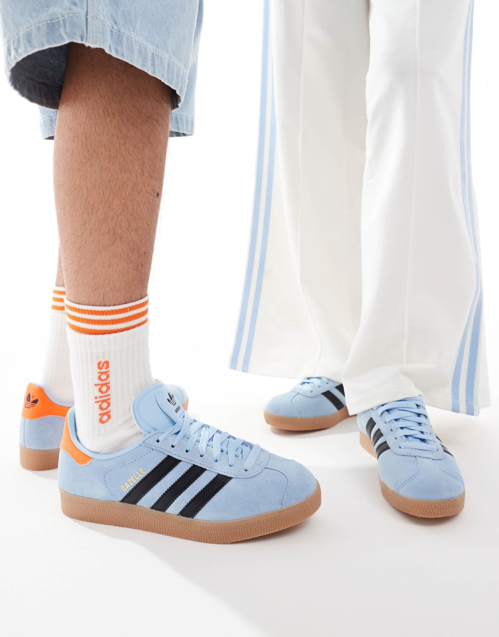 adidas Originals Gazelle trainers in blue and indigo with gum sole - ASOS Sample Sale EU Store