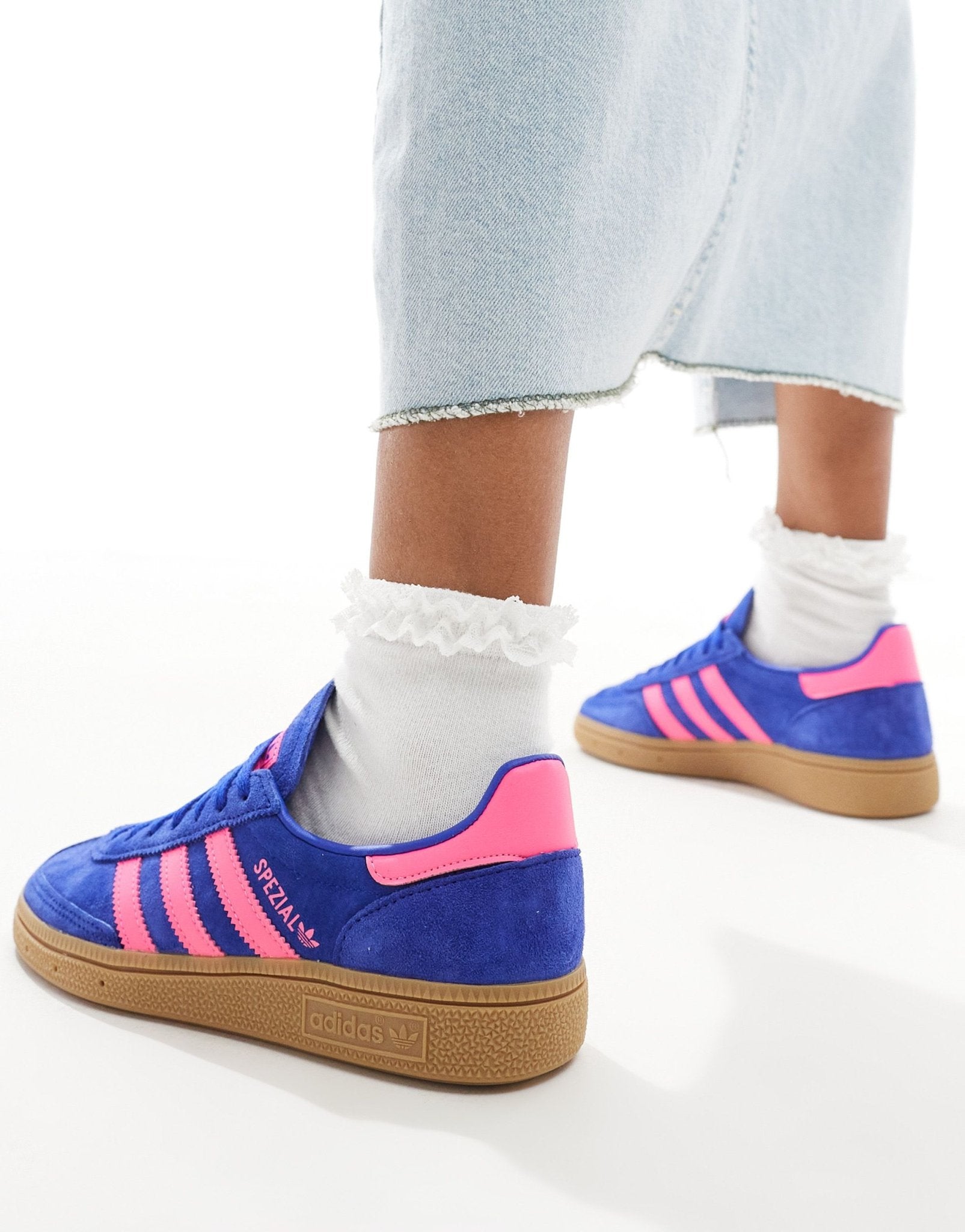adidas Originals Handball Spezial trainers in blue and pink with gum sole - ASOS Sample Sale EU Store