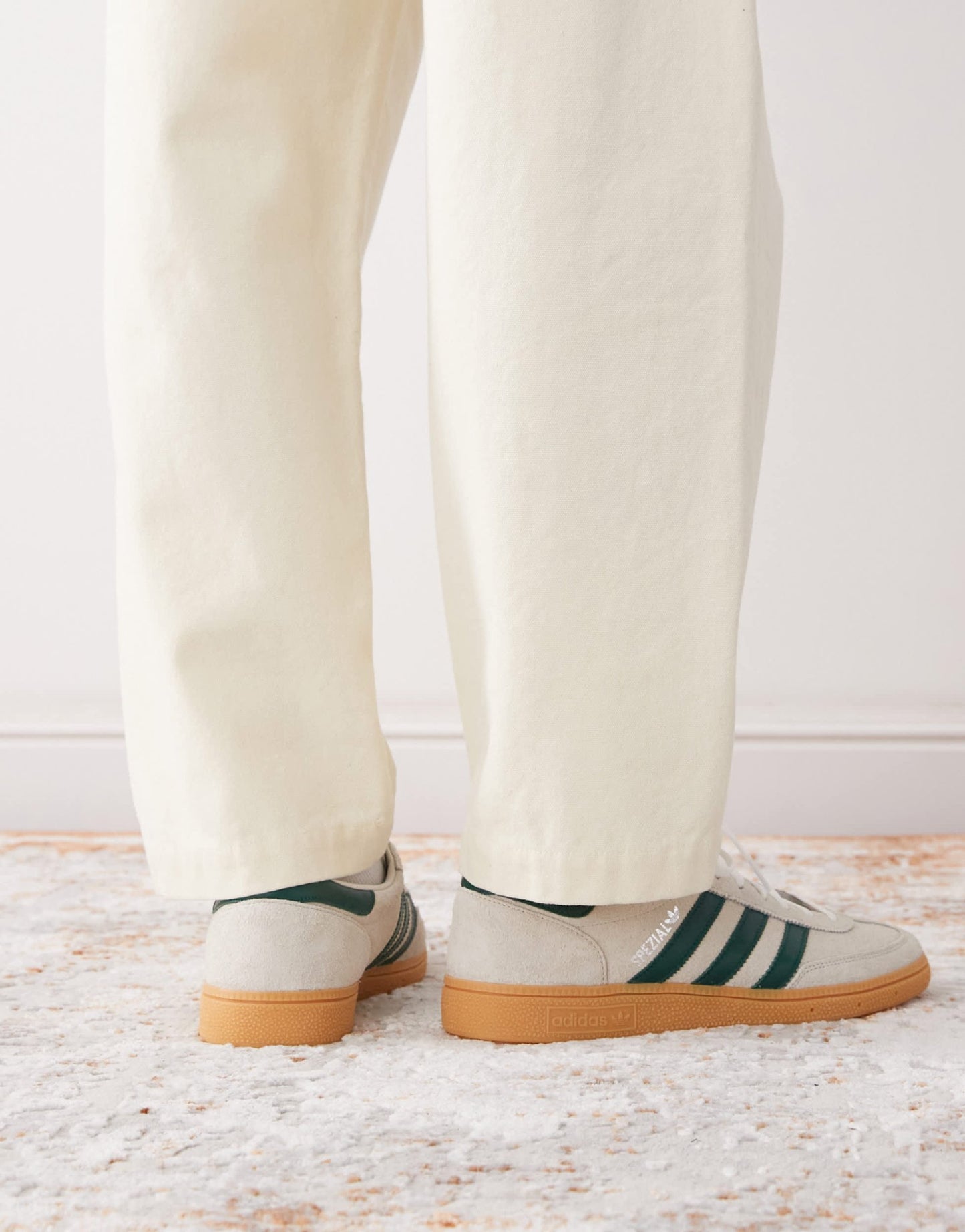 adidas Originals Handball Spezial trainers in cream and green - ASOS Sample Sale EU Store