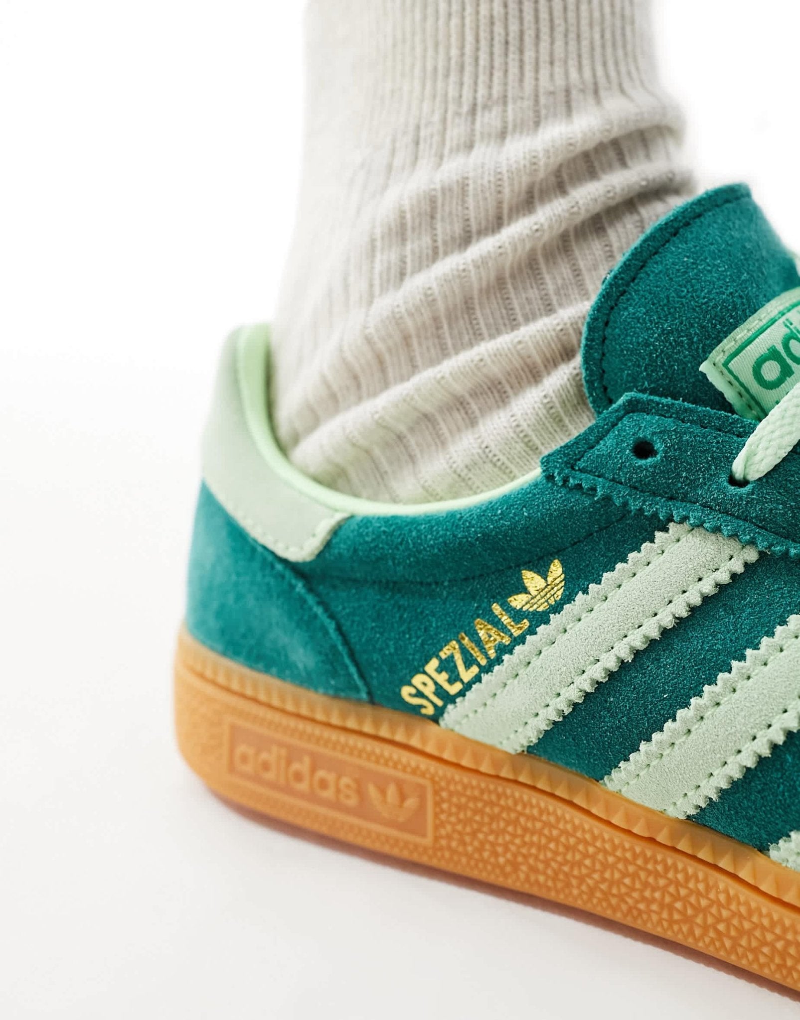 adidas Originals Handball Spezial trainers in green with gum sole - ASOS Sample Sale EU Store