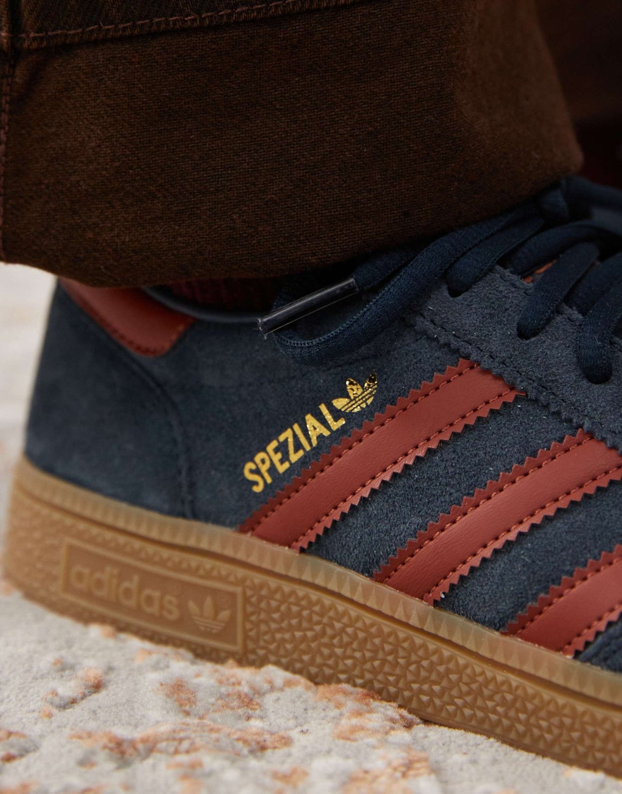 adidas Originals Handball Spezial trainers in navy and burgundy - ASOS Sample Sale EU Store