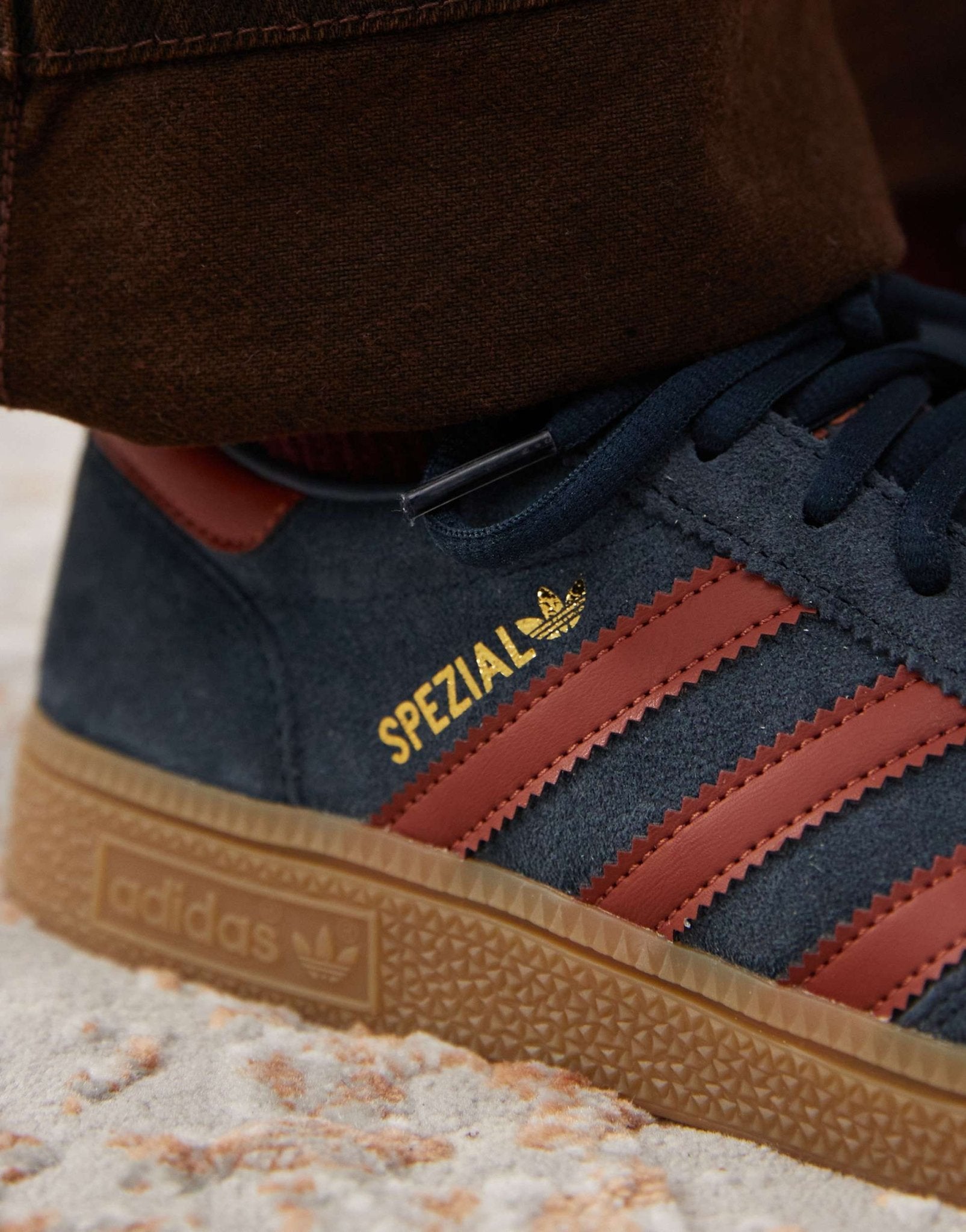 adidas Originals Handball Spezial trainers in navy and burgundy - ASOS Sample Sale EU Store