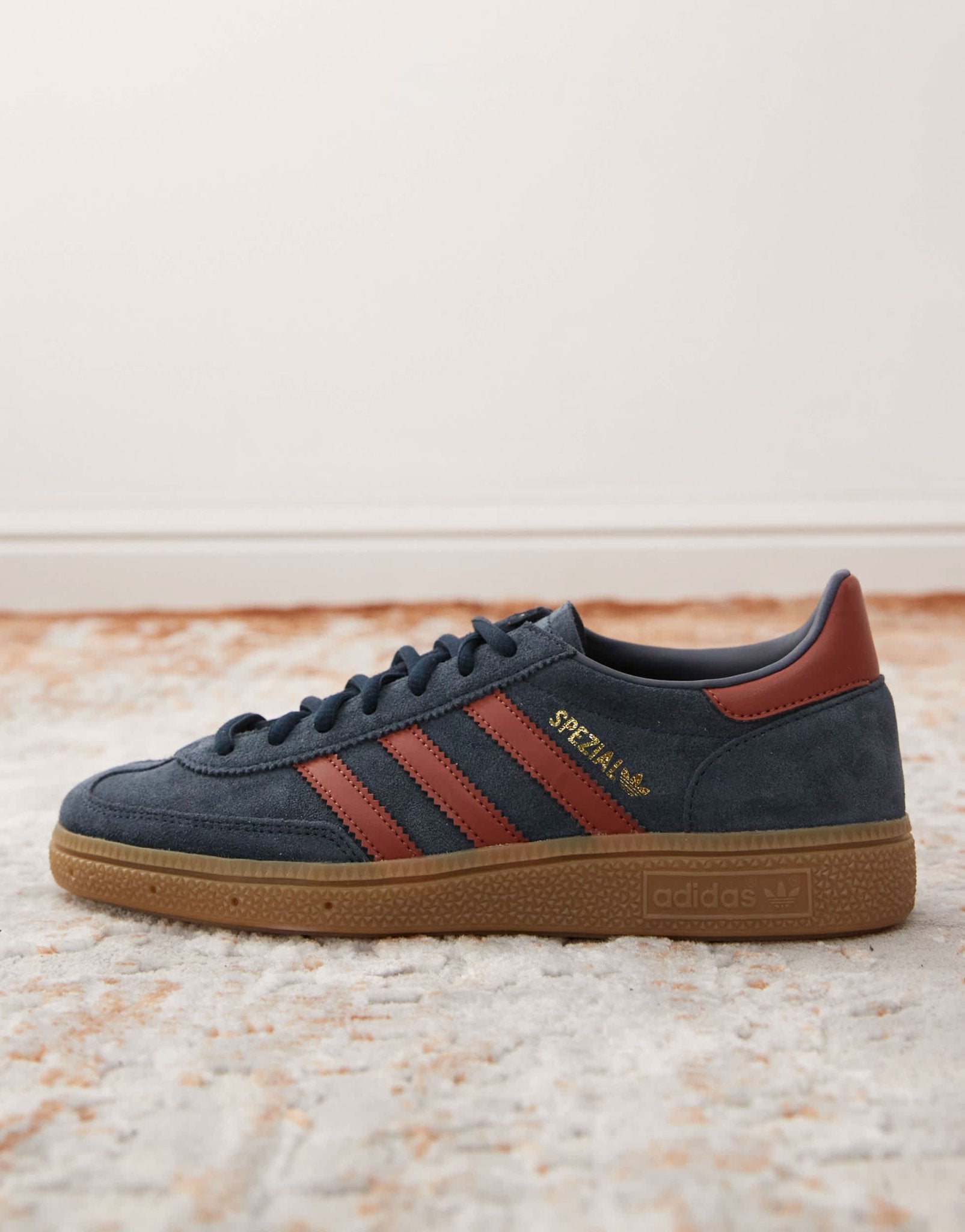 adidas Originals Handball Spezial trainers in navy and burgundy - ASOS Sample Sale EU Store