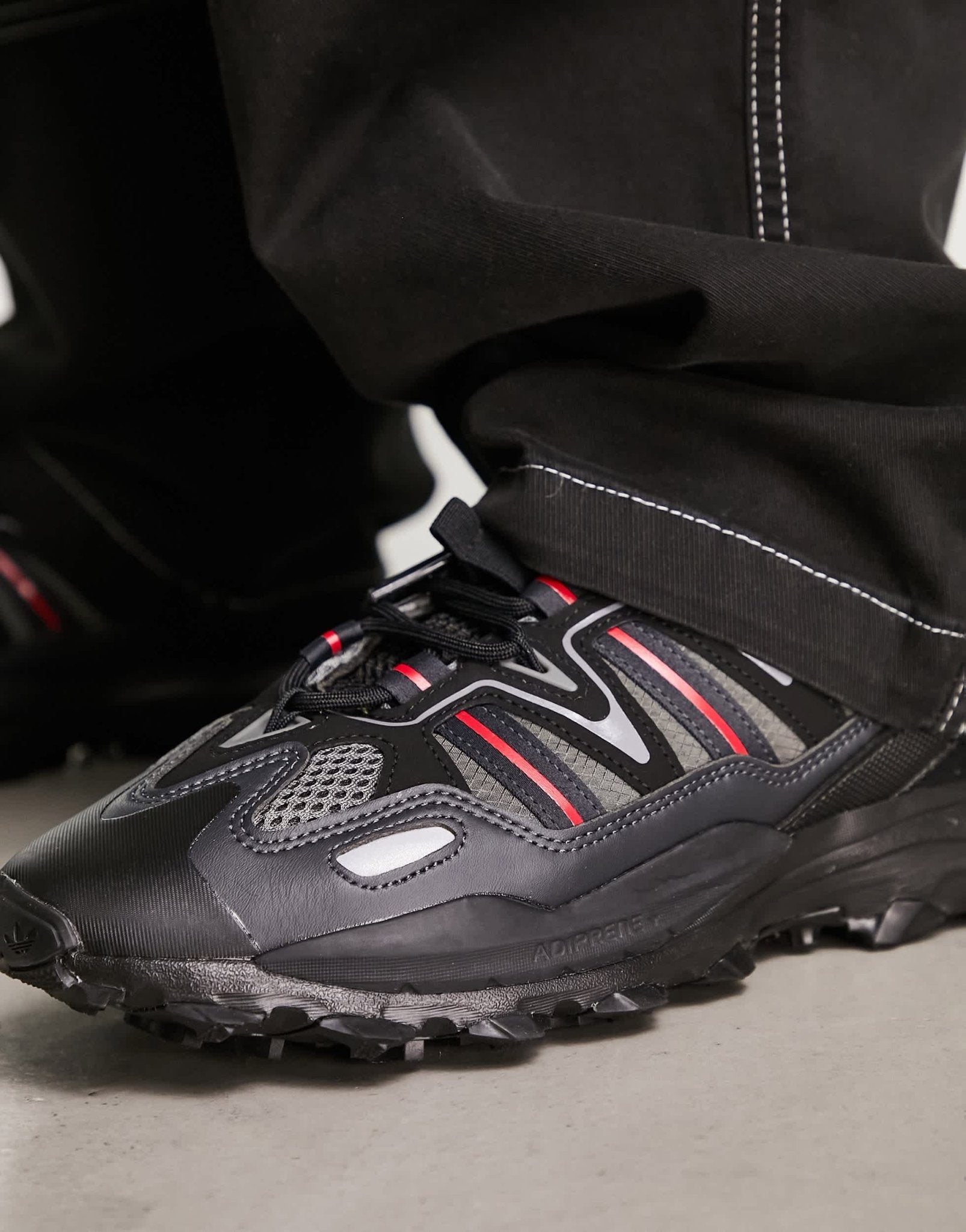 adidas Originals Hyperturf trainers in black and red - ASOS Sample Sale EU Store
