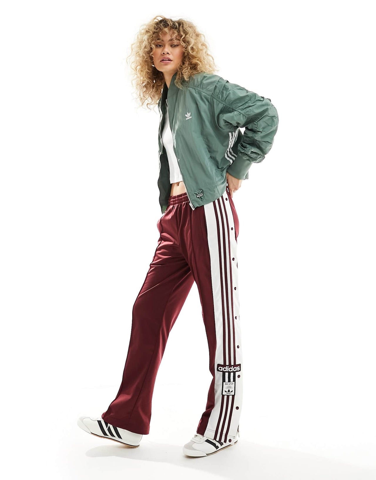 adidas Originals lightweight bomber jacket in khaki - ASOS Sample Sale EU Store