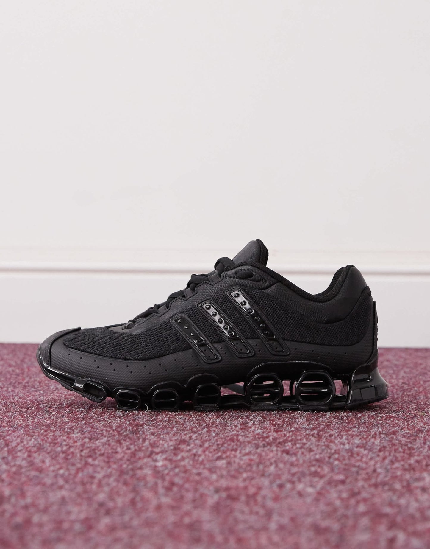 adidas Originals Megaride trainers in black - ASOS Sample Sale EU Store