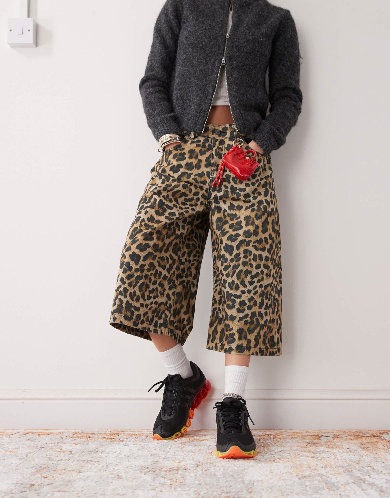 adidas Originals Megaride trainers in black and red - ASOS Sample Sale EU Store