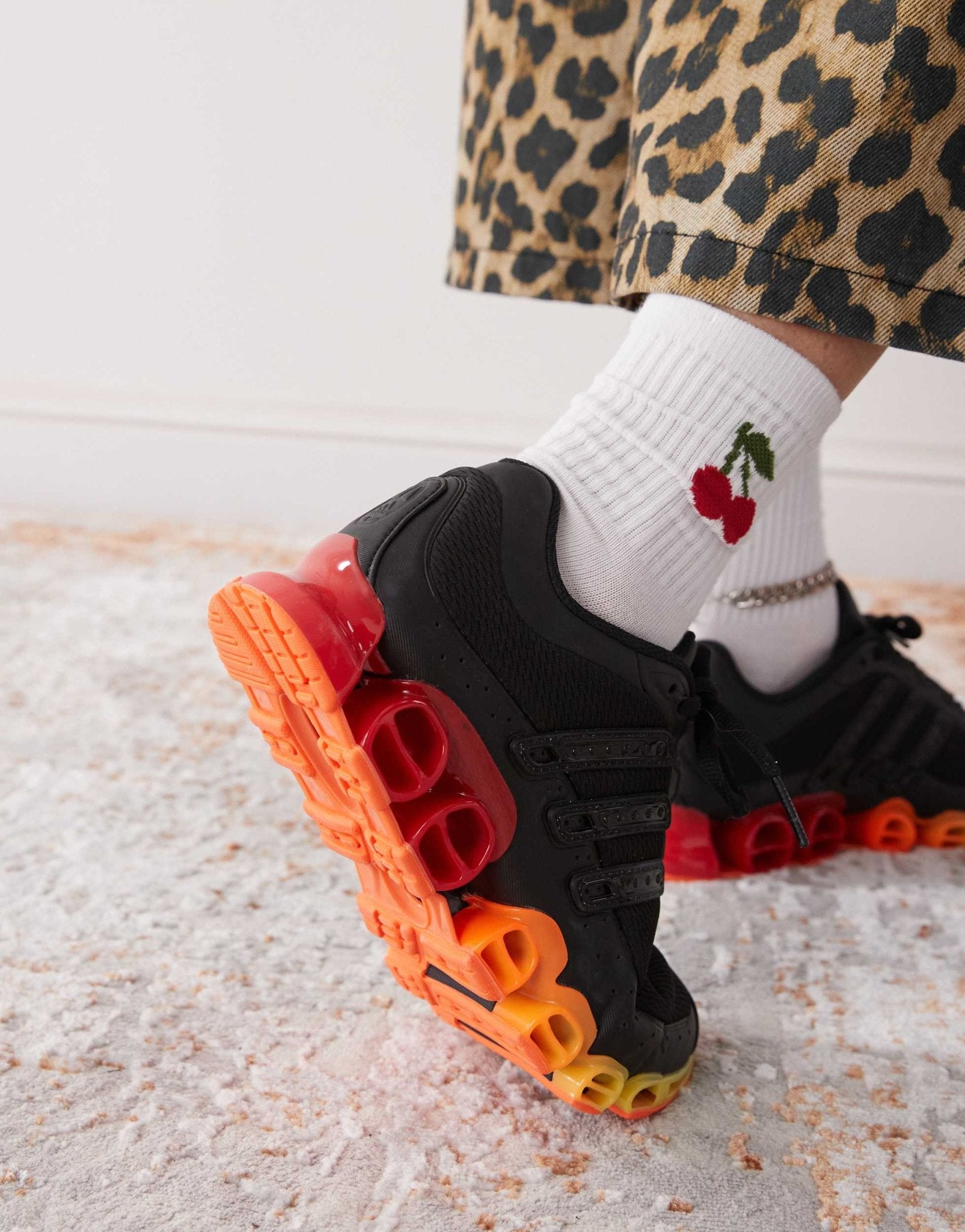 adidas Originals Megaride trainers in black and red - ASOS Sample Sale EU Store