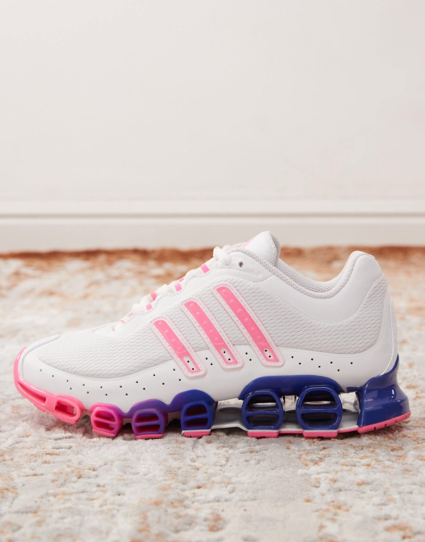 adidas Originals Megaride trainers in white and pink - ASOS Sample Sale EU Store
