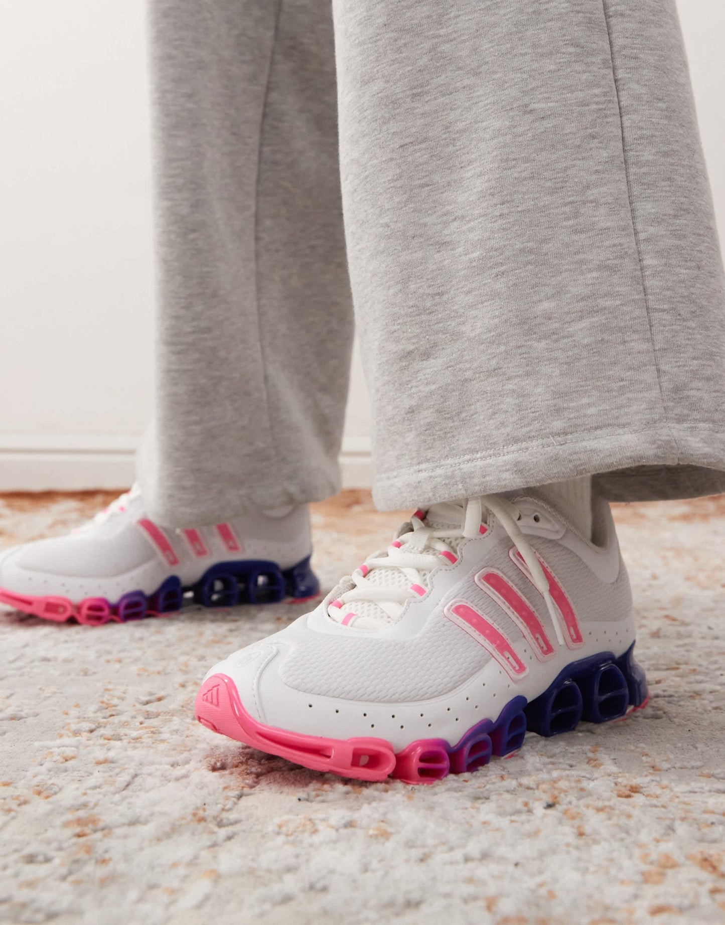 adidas Originals Megaride trainers in white and pink - ASOS Sample Sale EU Store