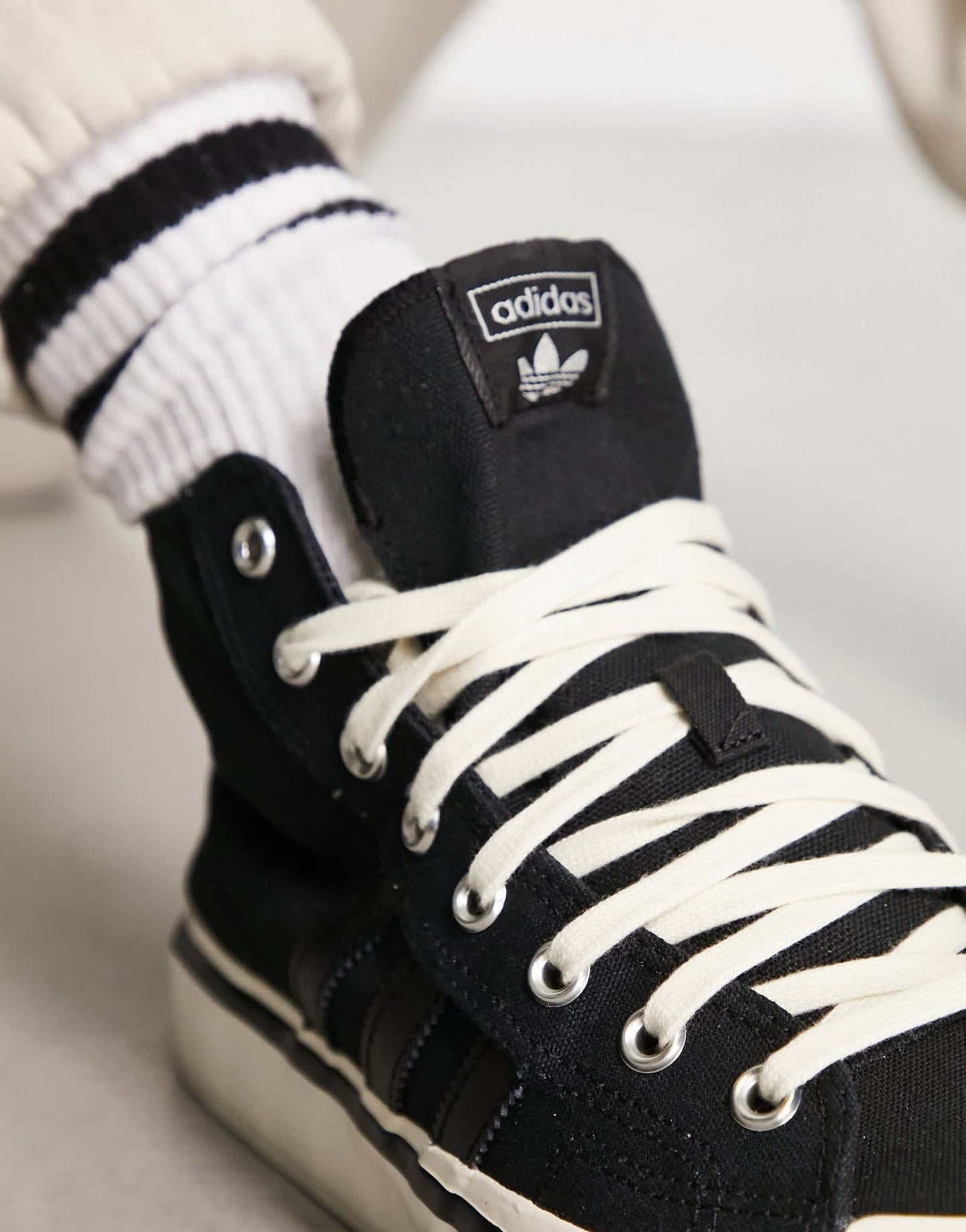 adidas Originals Nizza Hi RF trainers in black and white - ASOS Sample Sale EU Store