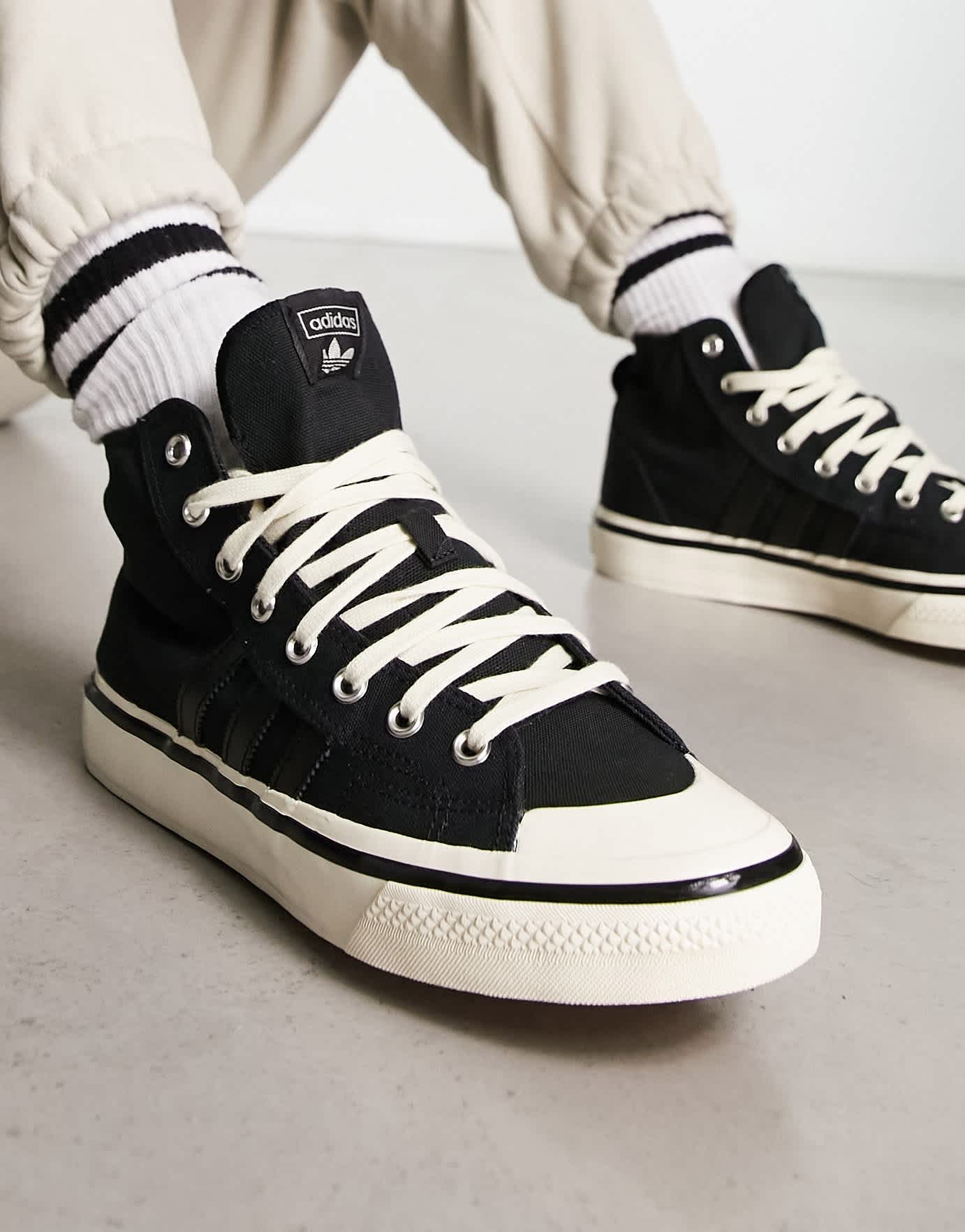 adidas Originals Nizza Hi RF trainers in black and white - ASOS Sample Sale EU Store