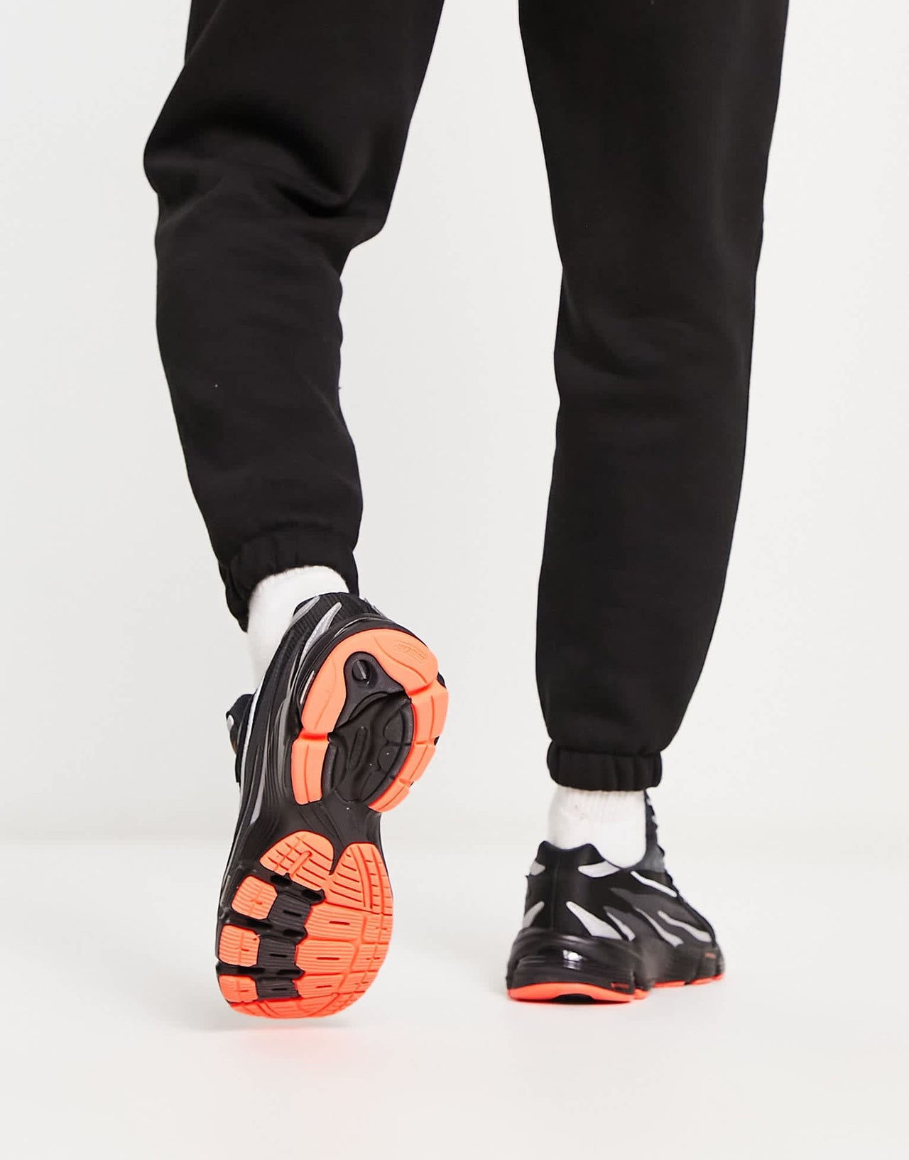 adidas Originals Orketro trainers in black - ASOS Sample Sale EU Store