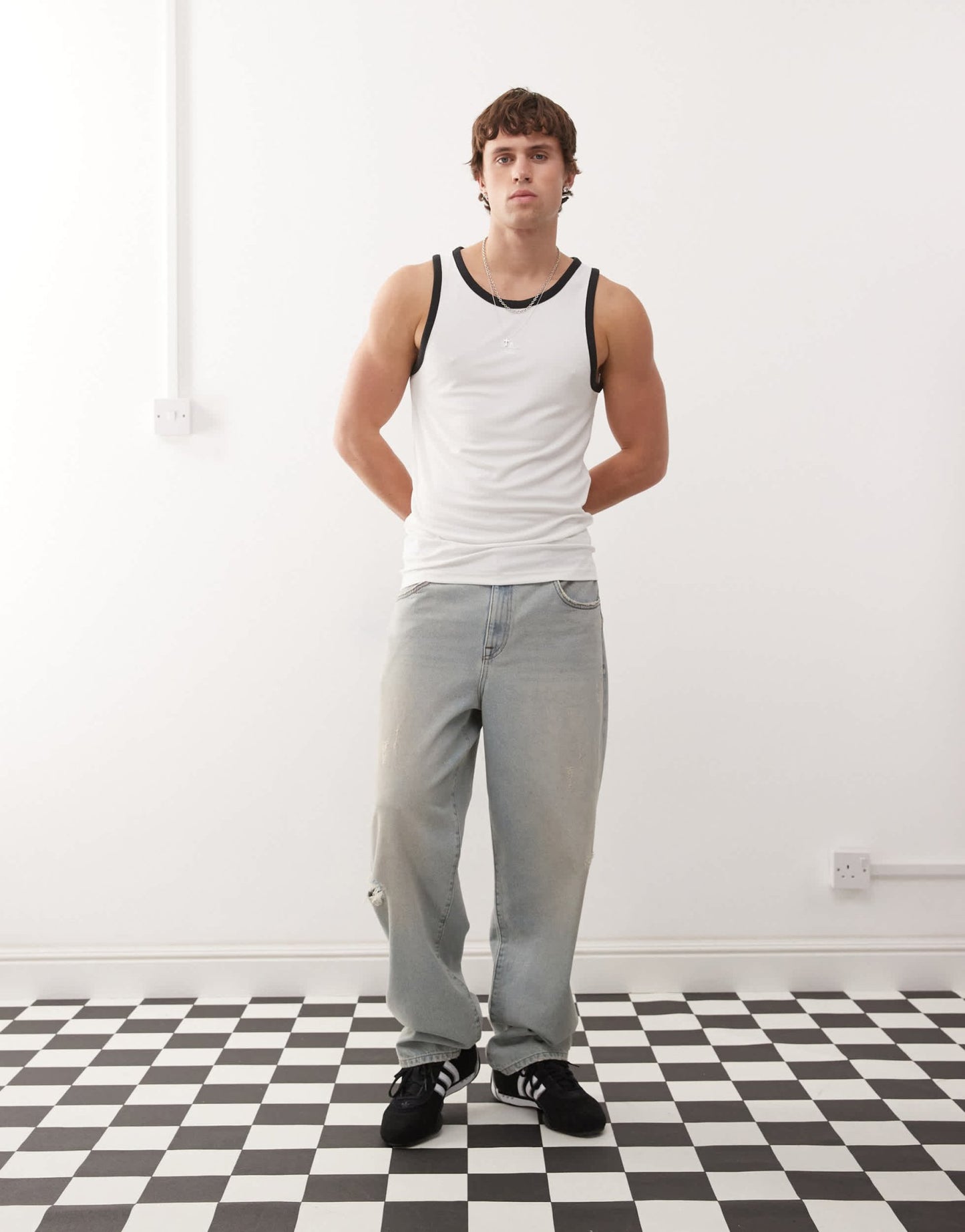 adidas Originals Premium Essentials vest in white - ASOS Sample Sale EU Store