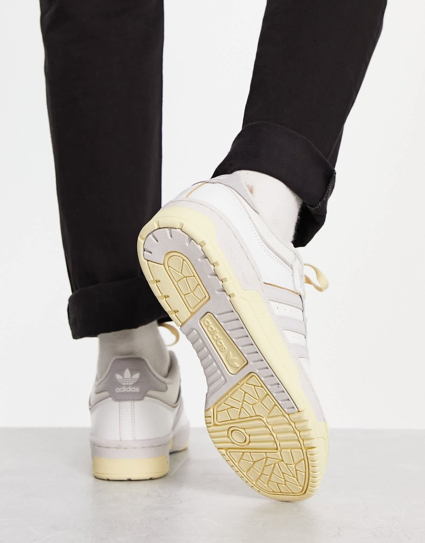 adidas Originals Rivalry Low 86 trainers in white and grey - ASOS Sample Sale EU Store
