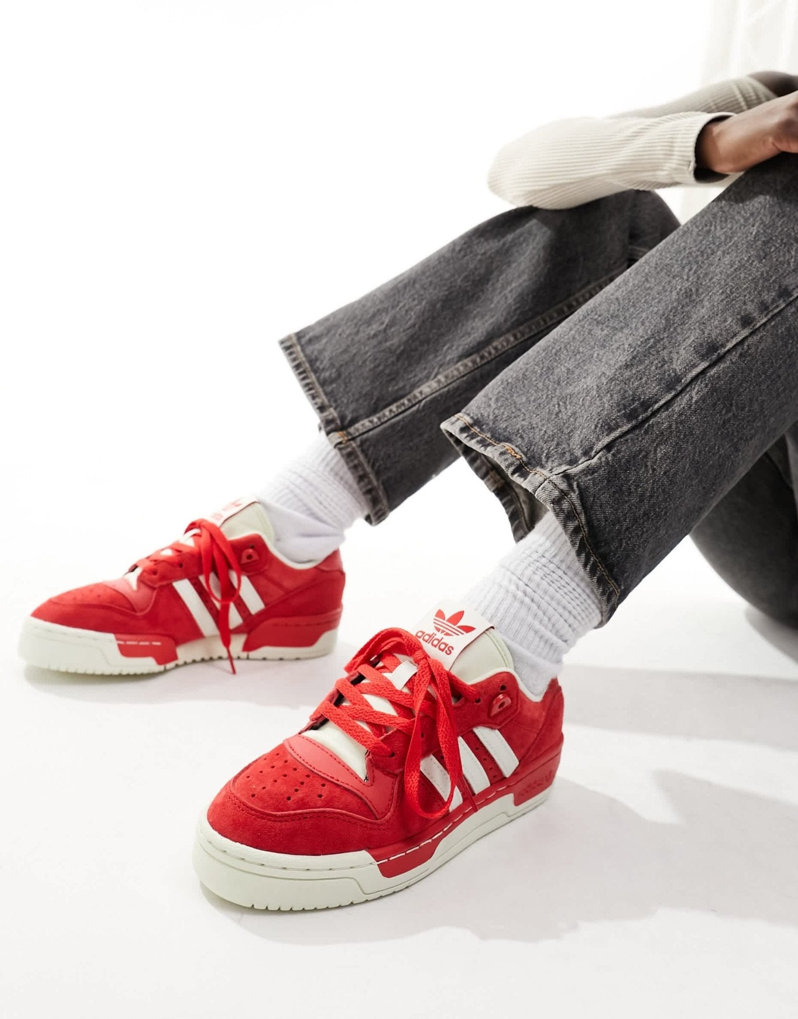 adidas Originals Rivalry Low trainers in retro red and off white - ASOS Sample Sale EU Store