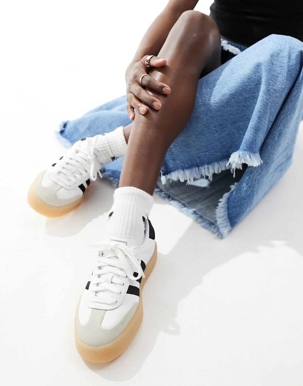 adidas Originals Sambae trainers in white and black - ASOS Sample Sale EU Store