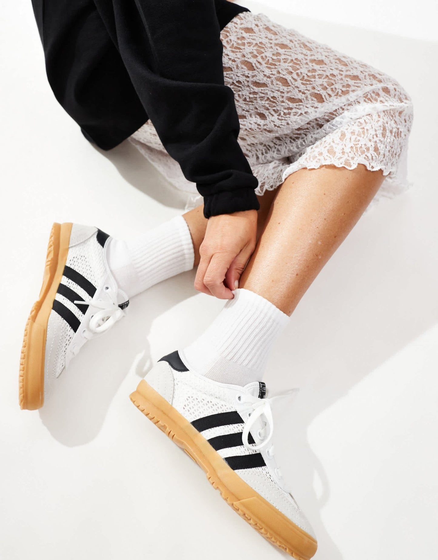 adidas Originals Tischtennis trainers in white - ASOS Sample Sale EU Store