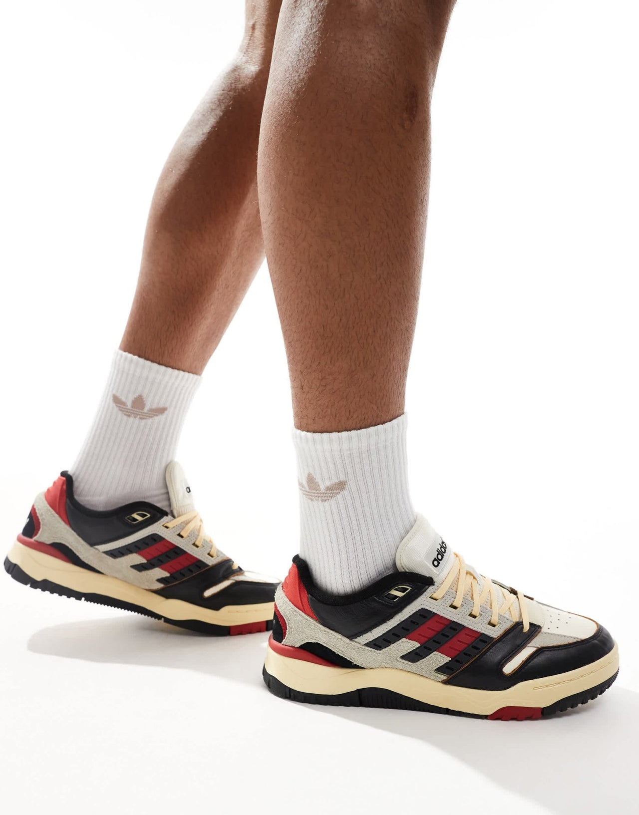 adidas Originals Torsion Phantom Low trainers in off white, black & red - ASOS Sample Sale EU Store