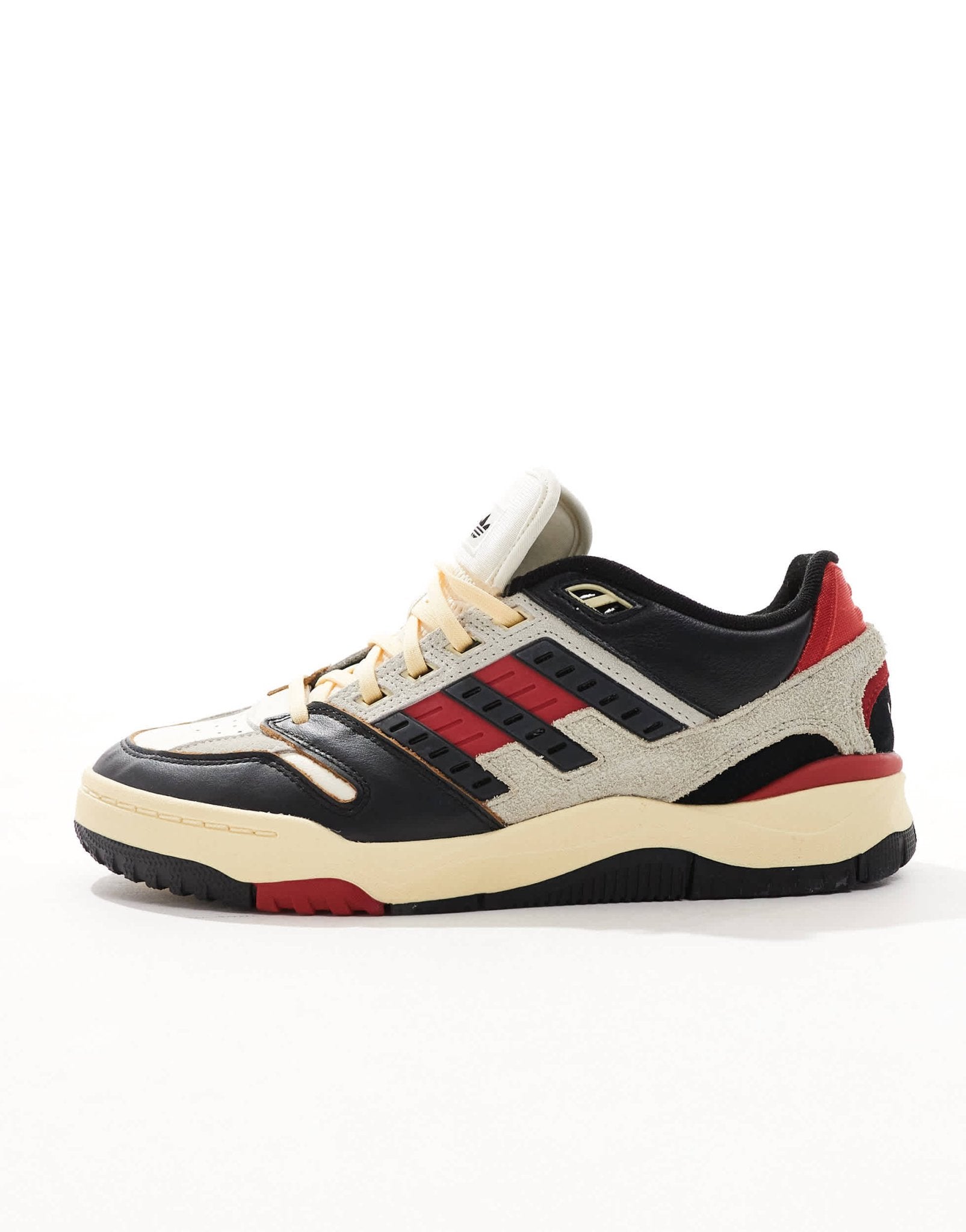 adidas Originals Torsion Phantom Low trainers in off white, black & red - ASOS Sample Sale EU Store