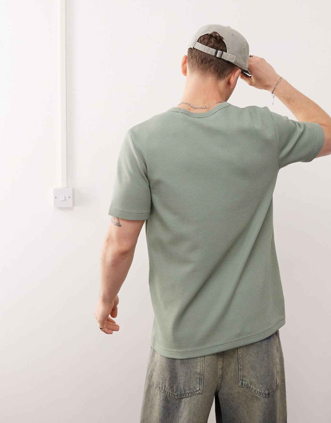 adidas Originals Trefoil Essentials waffle t-shirt in green - ASOS Sample Sale EU Store