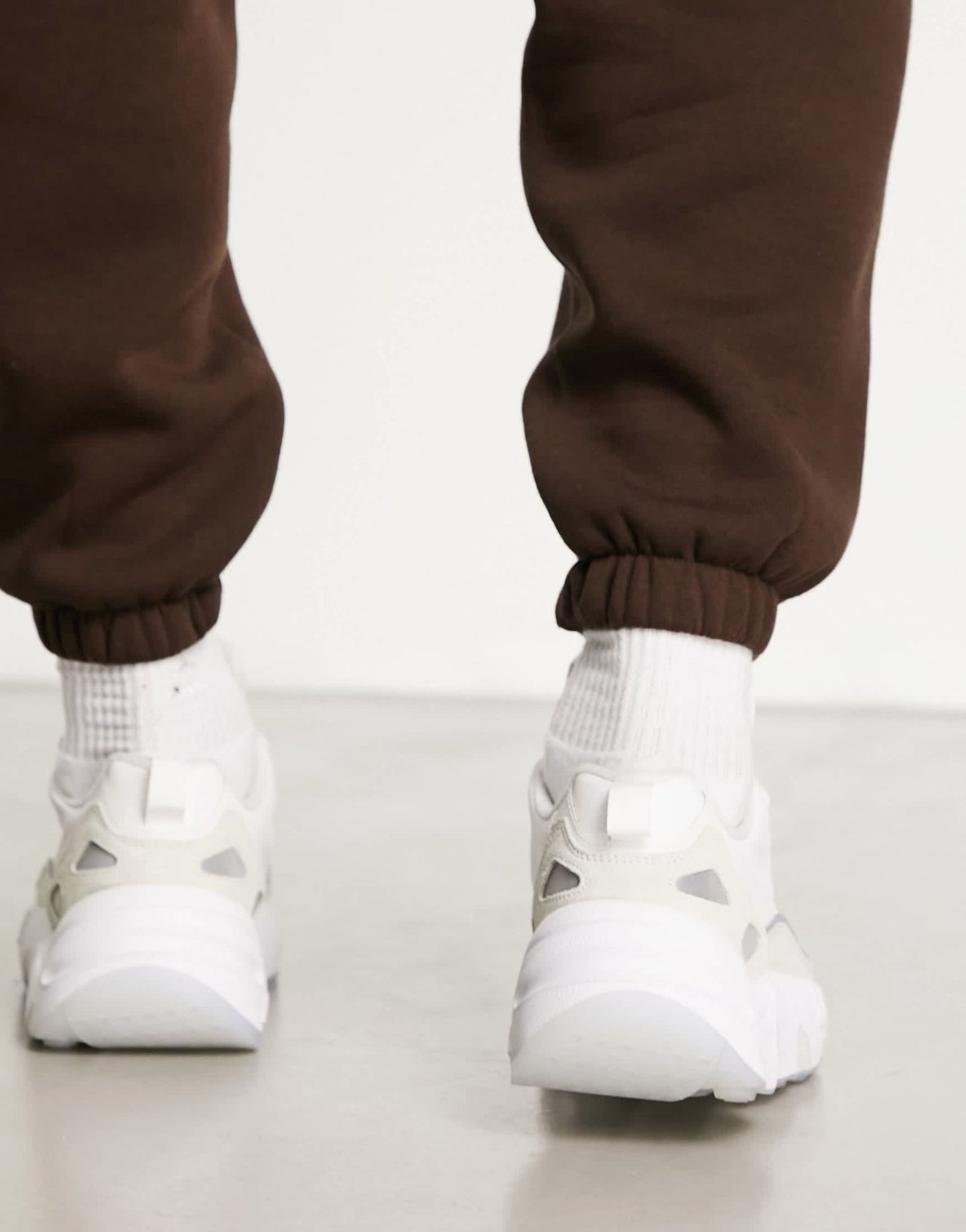 adidas Originals ZX22 Boost trainers in triple white - ASOS Sample Sale EU Store