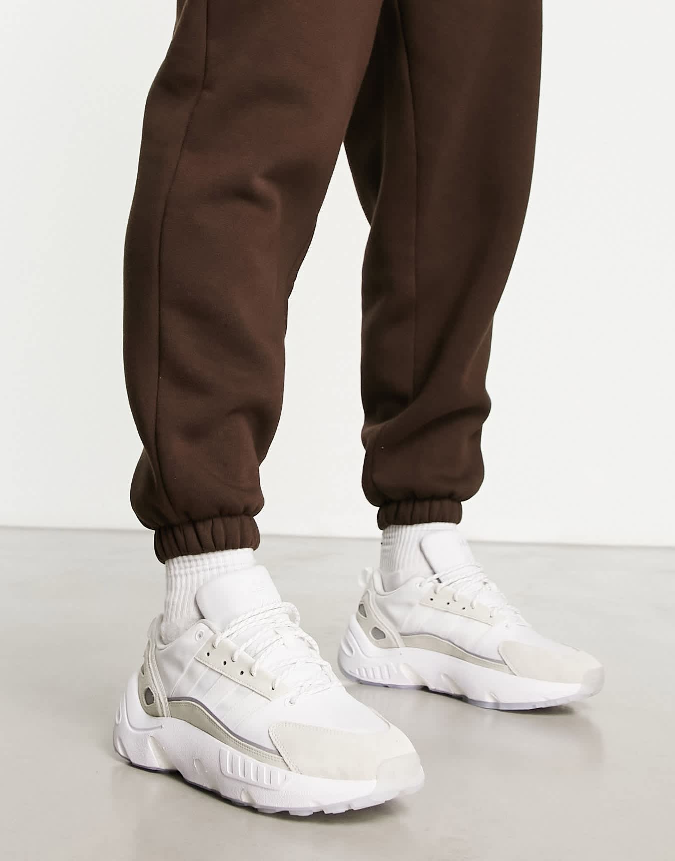 adidas Originals ZX22 Boost trainers in triple white - ASOS Sample Sale EU Store