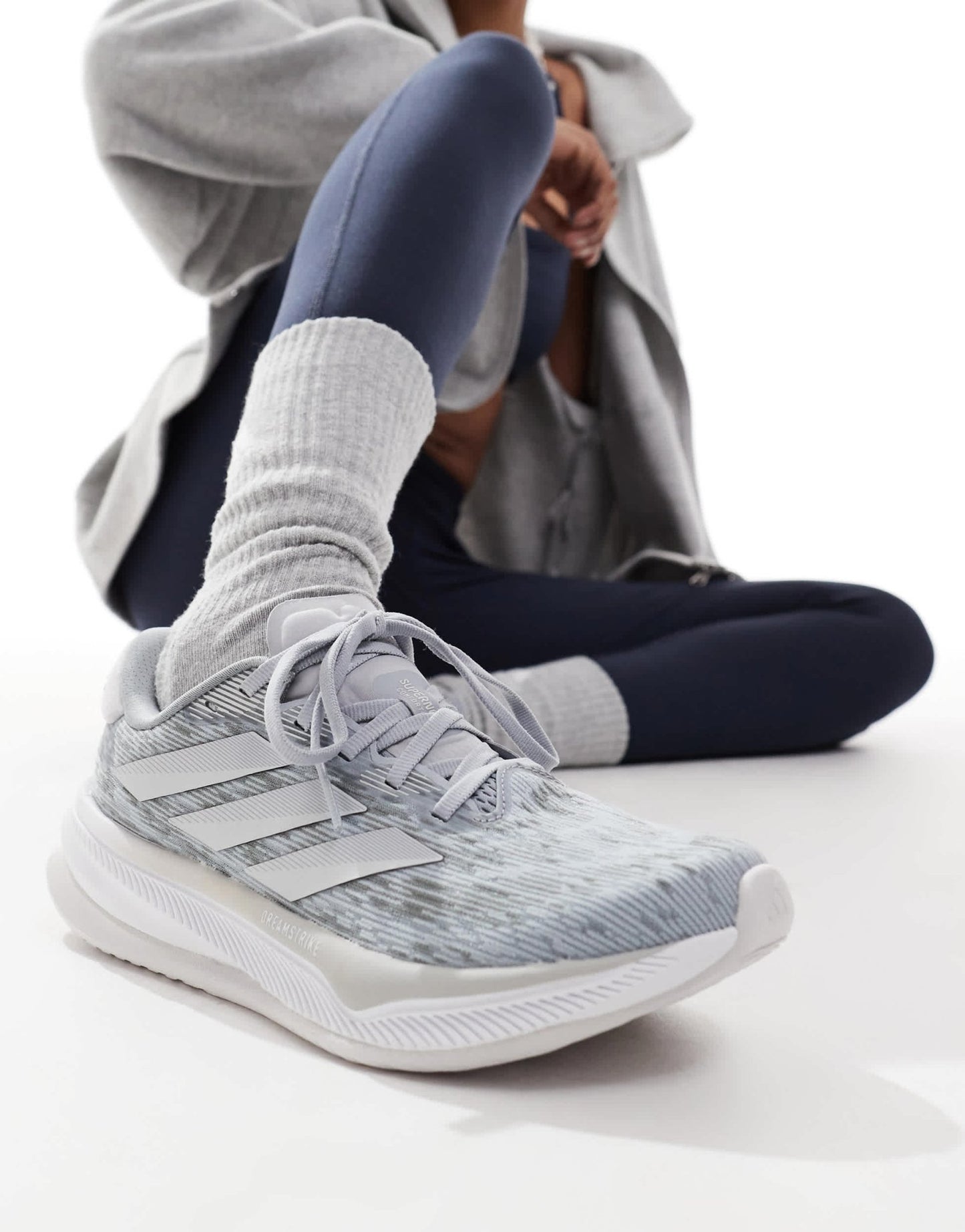adidas Running Supernova Comfortglide in grey and silver - ASOS Sample Sale EU Store