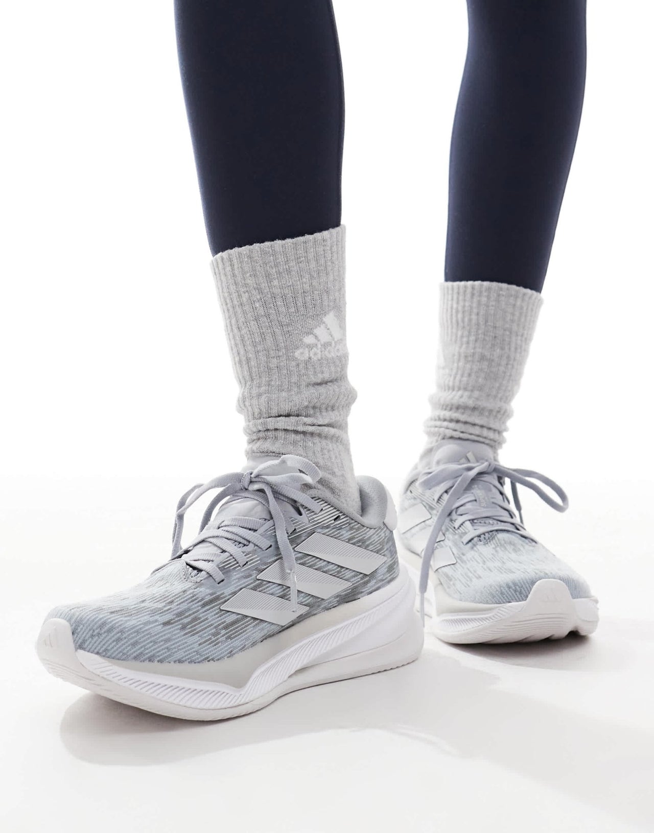adidas Running Supernova Comfortglide in grey and silver - ASOS Sample Sale EU Store