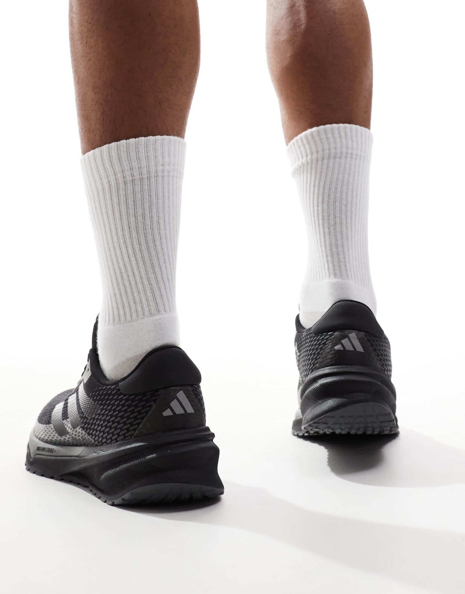 adidas Running supernova trainers in black - ASOS Sample Sale EU Store