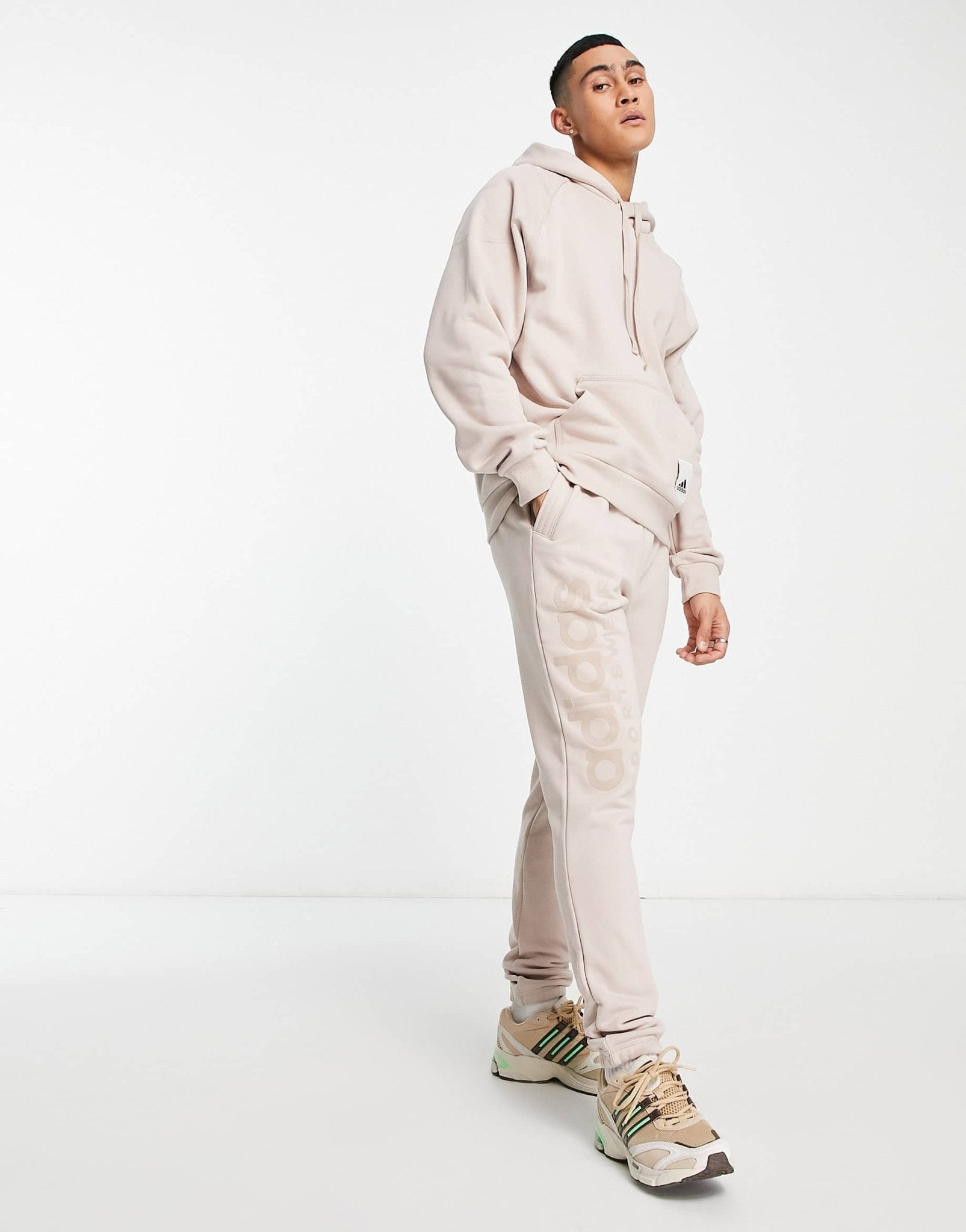 adidas Sportwear Lounge joggers in brown - ASOS Sample Sale EU Store