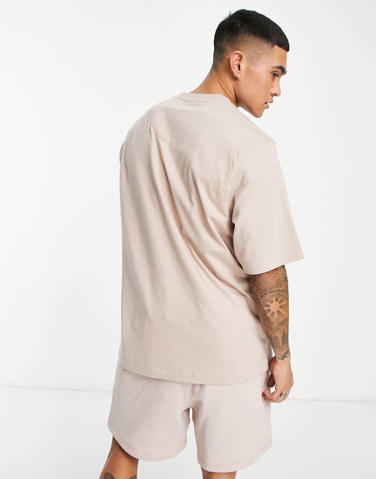 adidas Sportwear Lounge x Street t-shirt in brown - ASOS Sample Sale EU Store