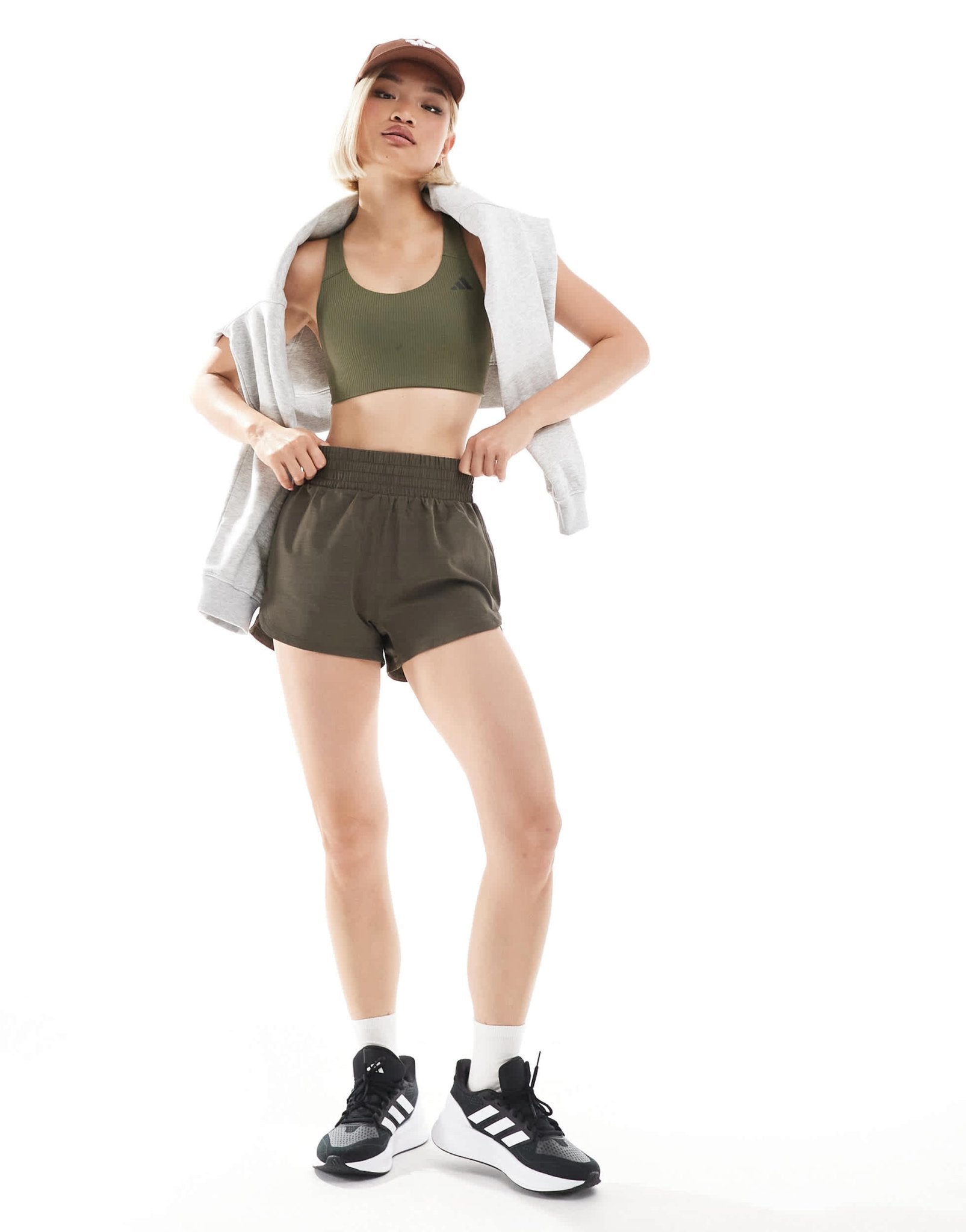 adidas Training D4T medium support rib sports bra in olive green - ASOS Sample Sale EU Store
