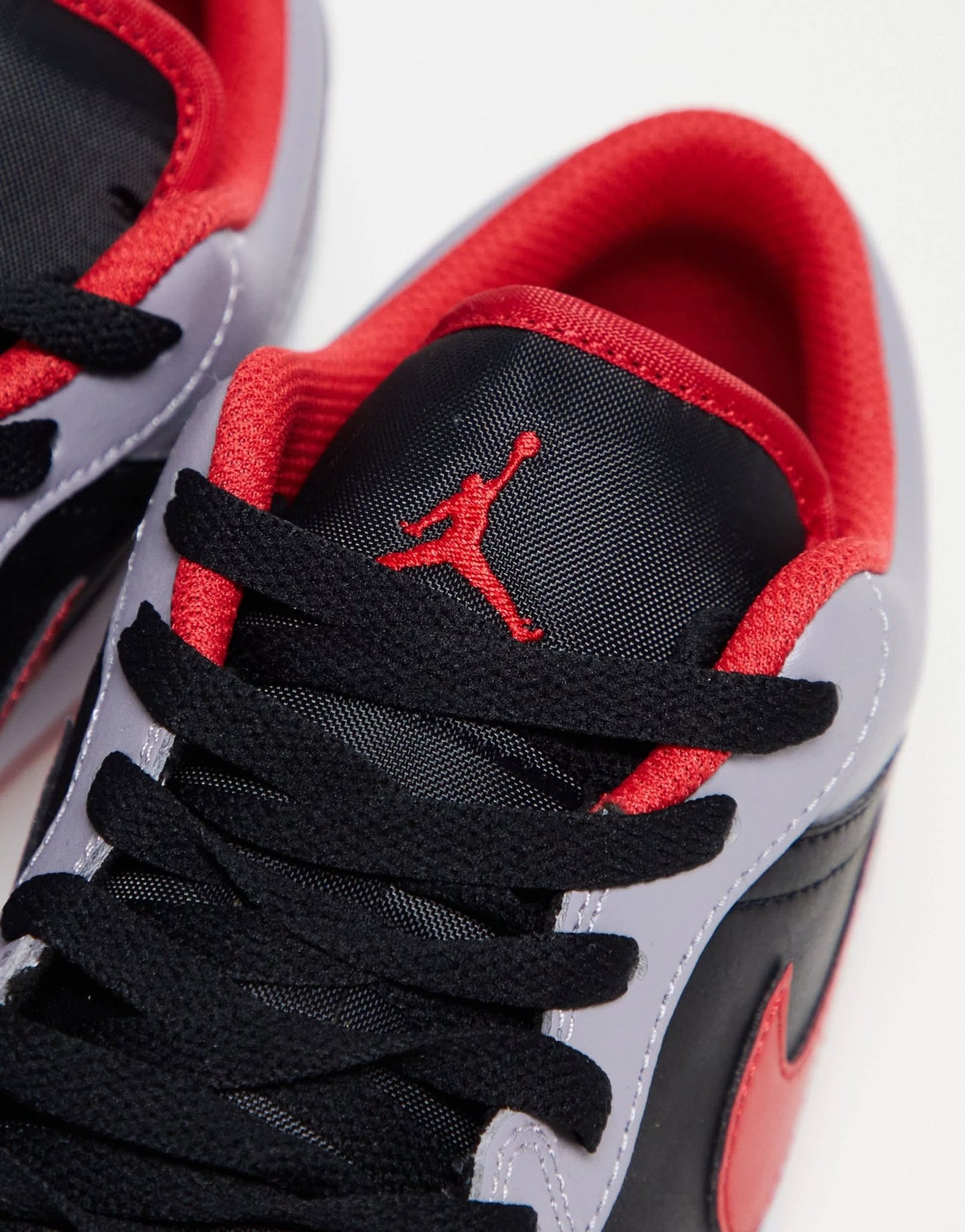 Air Jordan 1 Low trainers in black, grey and red - ASOS Sample Sale EU Store