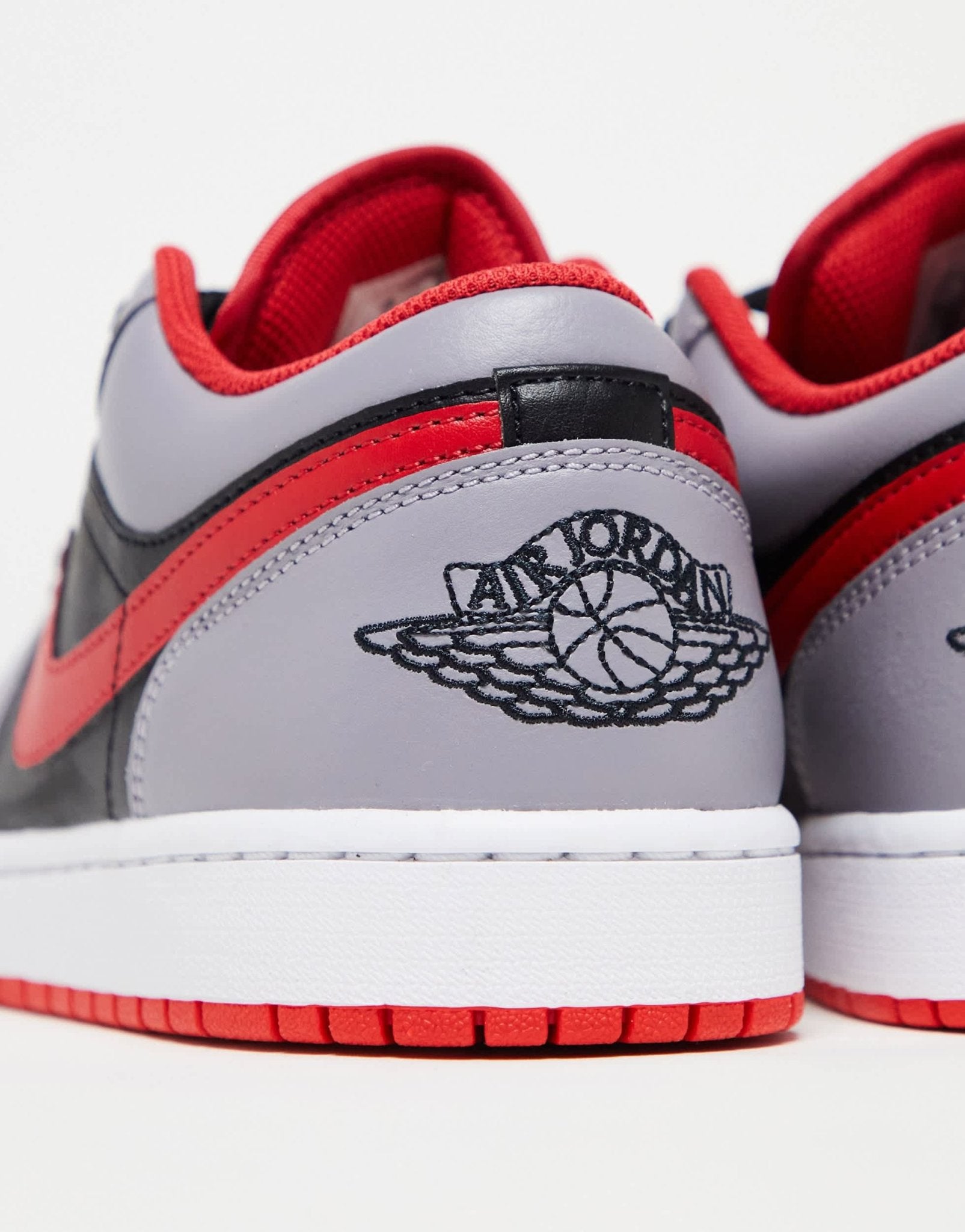 Air Jordan 1 Low trainers in black, grey and red - ASOS Sample Sale EU Store