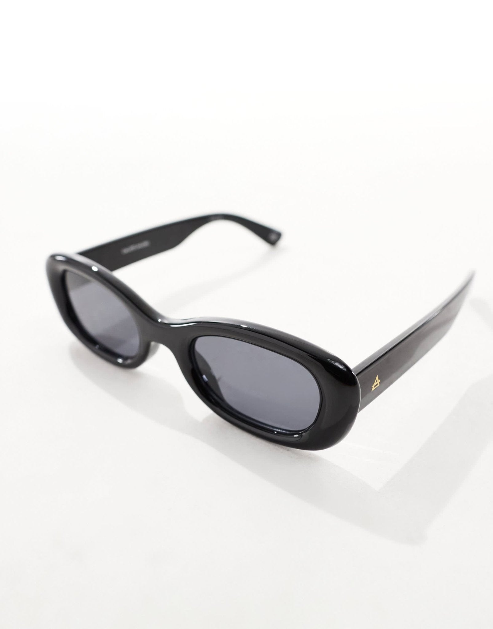 AIRE calisto oval sunglasses in black - ASOS Sample Sale EU Store