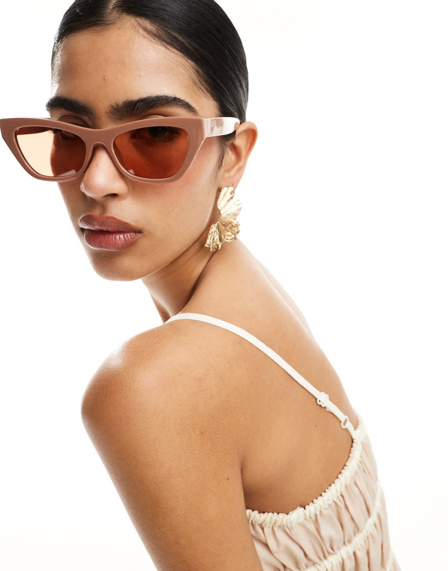 AJ Morgan cat eye sunglasses in beige - ASOS Sample Sale EU Store