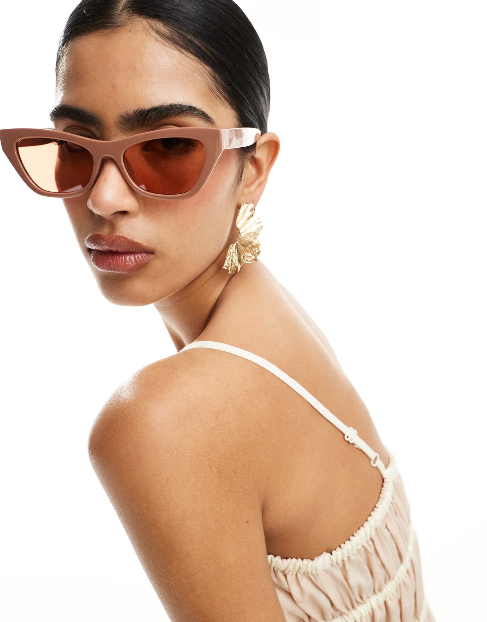 AJ Morgan cat eye sunglasses in beige - ASOS Sample Sale EU Store