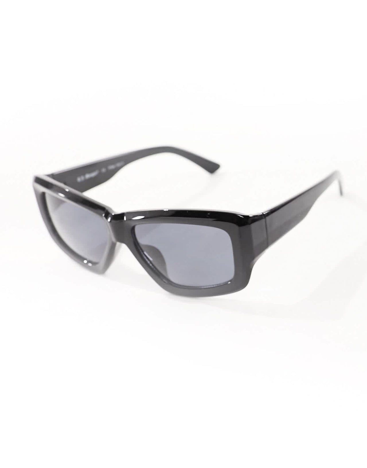 AJ Morgan chunky sunglasses in black - ASOS Sample Sale EU Store