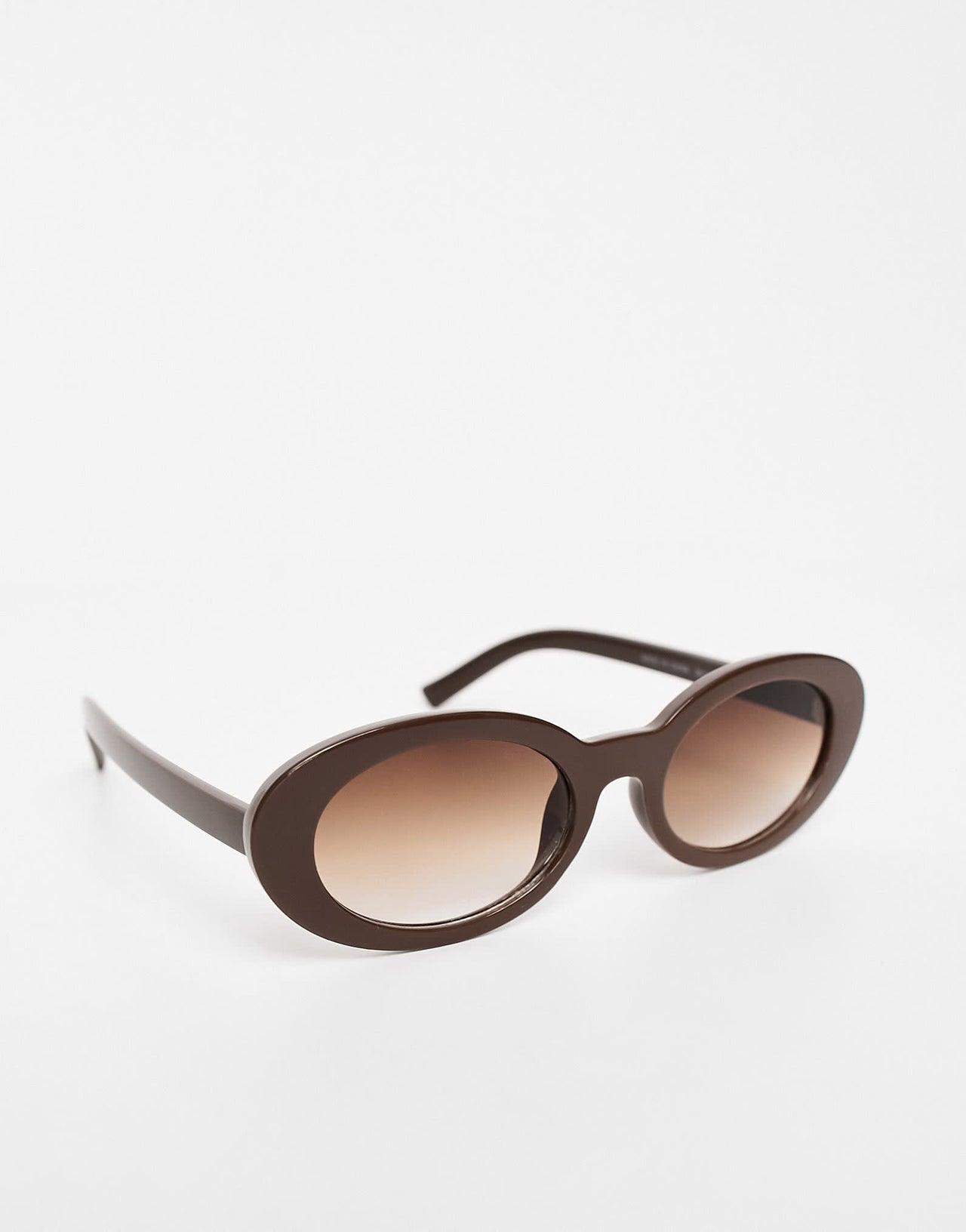 AJ Morgan oval sunglasses in chocolate brown - ASOS Sample Sale EU Store