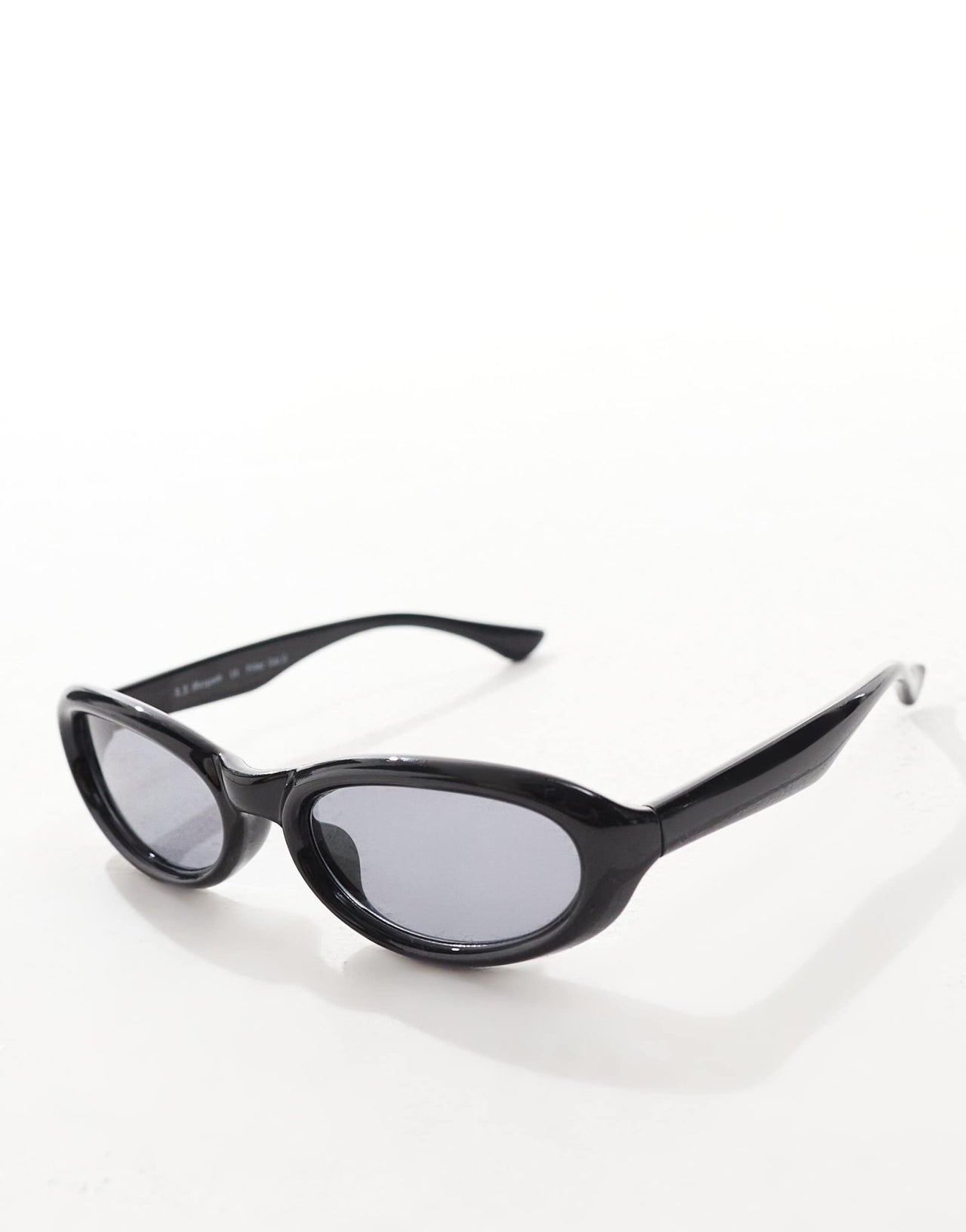 AJ Morgan slim wraparound sunglasses in black - ASOS Sample Sale EU Store