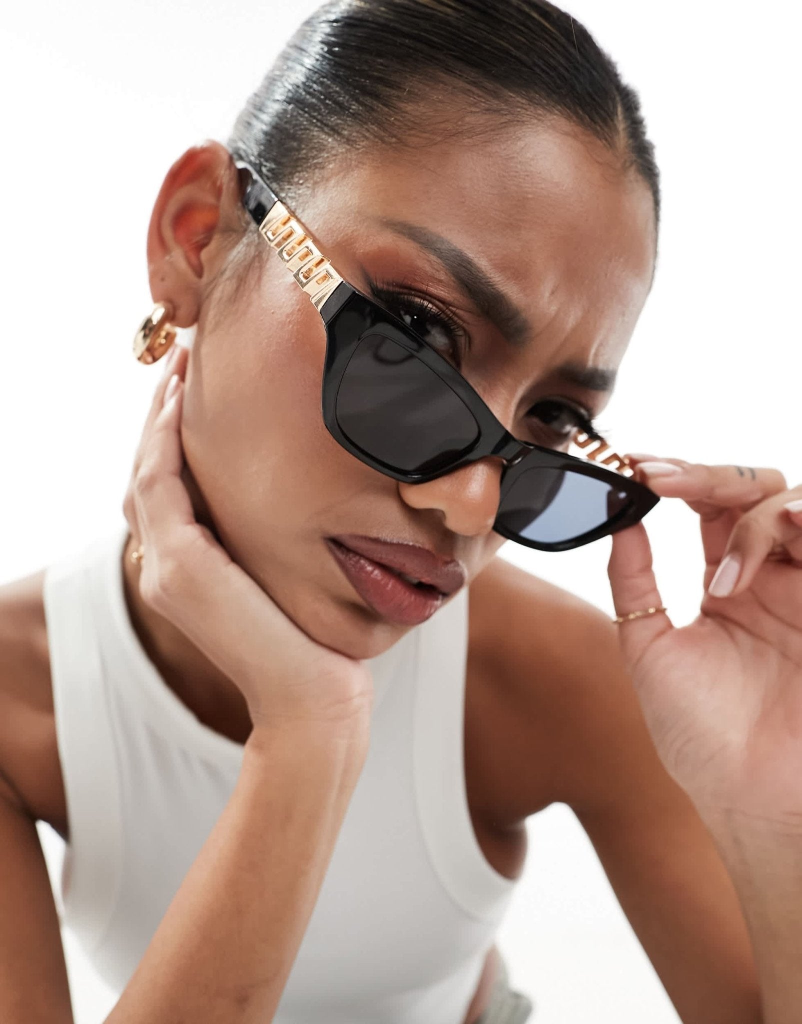 ALDO Novosini cat eye sunglasses in black - ASOS Sample Sale EU Store
