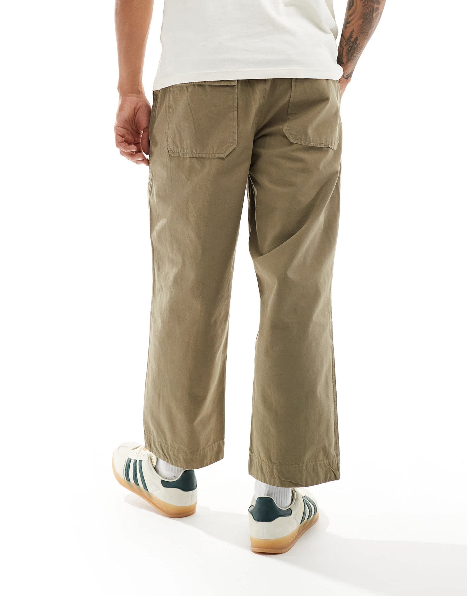AllSaints Buck trousers in green - ASOS Sample Sale EU Store