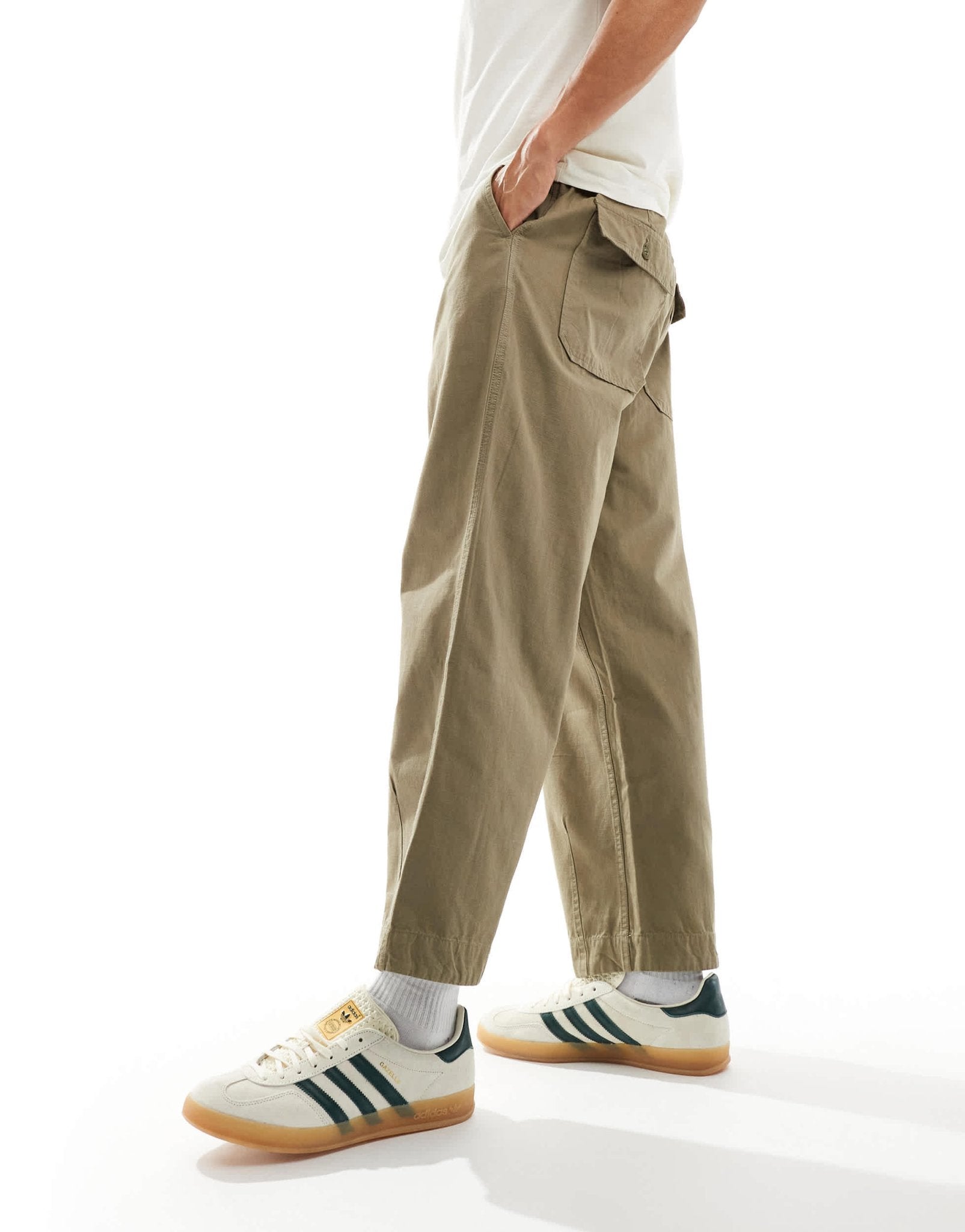 AllSaints Buck trousers in green - ASOS Sample Sale EU Store