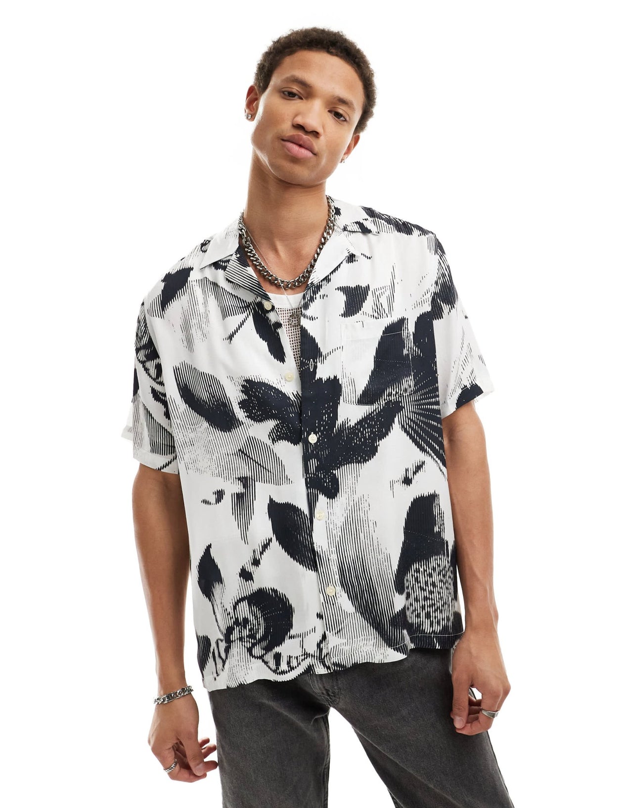 AllSaints Frequency short sleeve shirt in white floral - ASOS Sample Sale EU Store